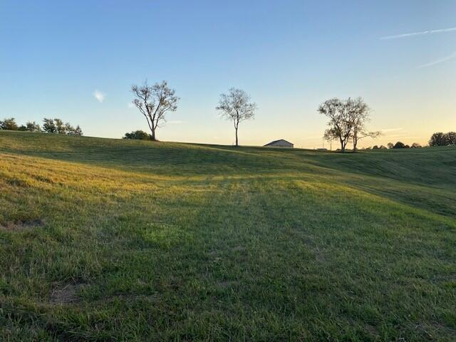 735 E Maple Leaf Drive Property Photo 1