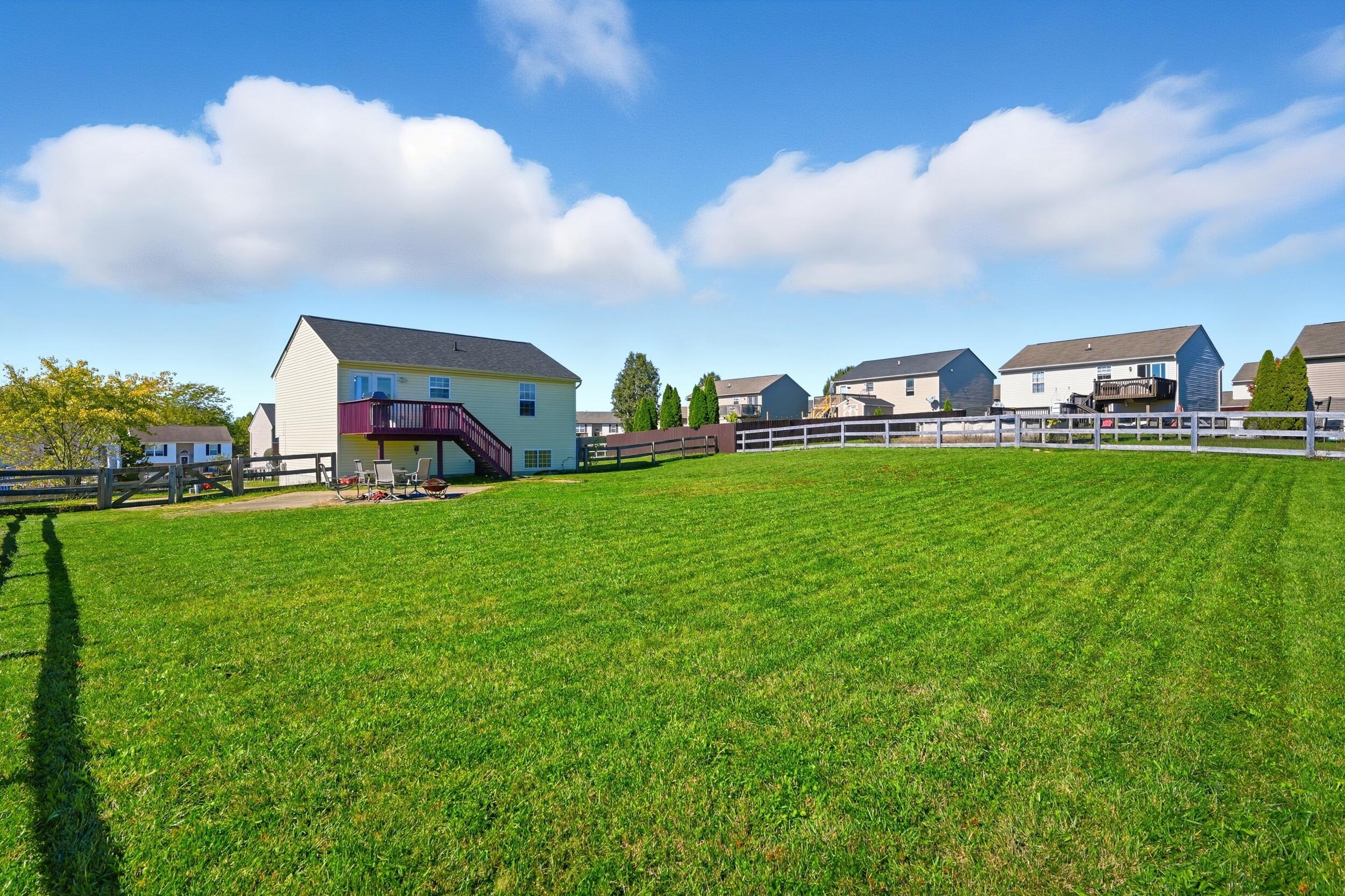 604 Astoria Court Property Photo 2