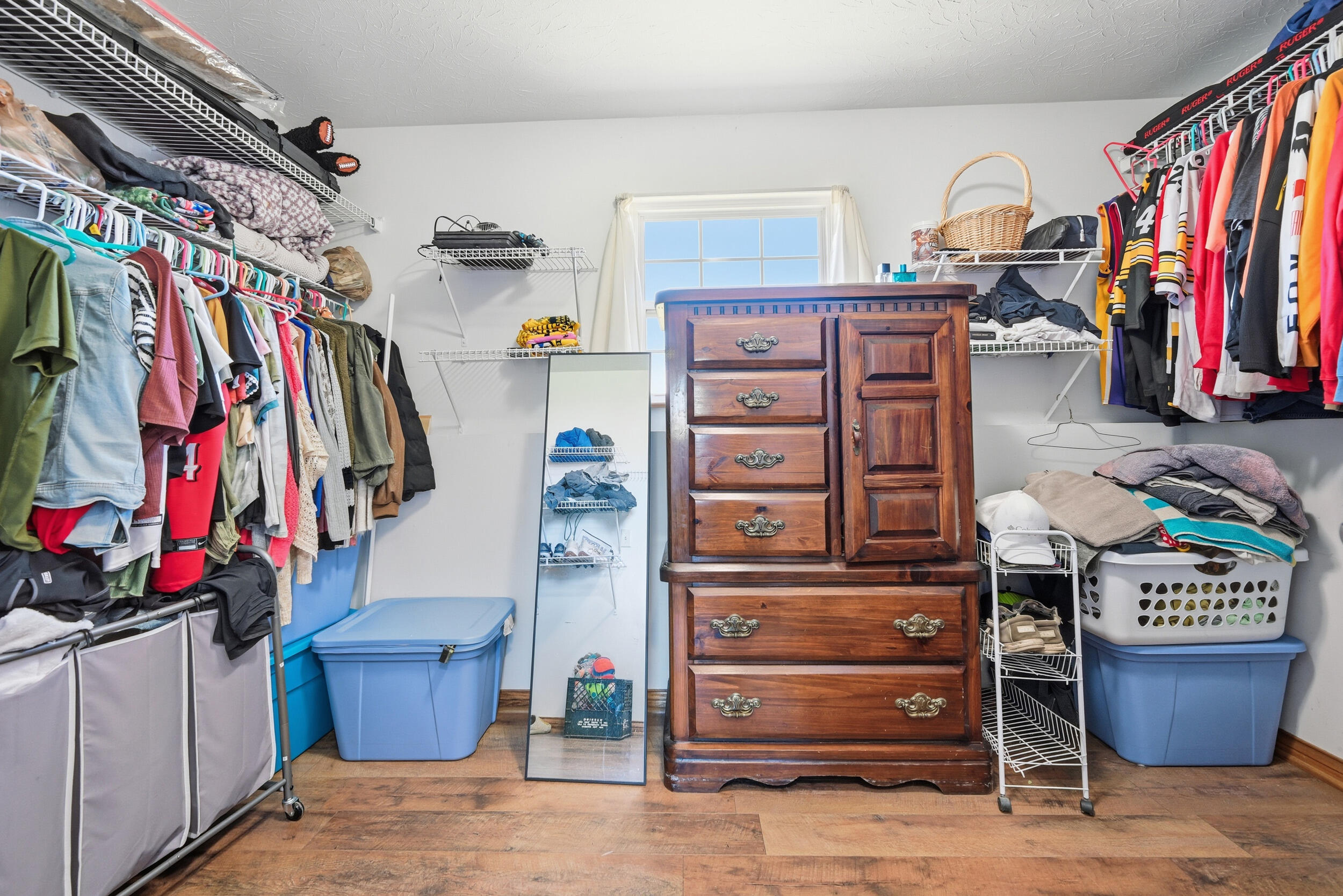 604 Astoria Court Property Photo 19