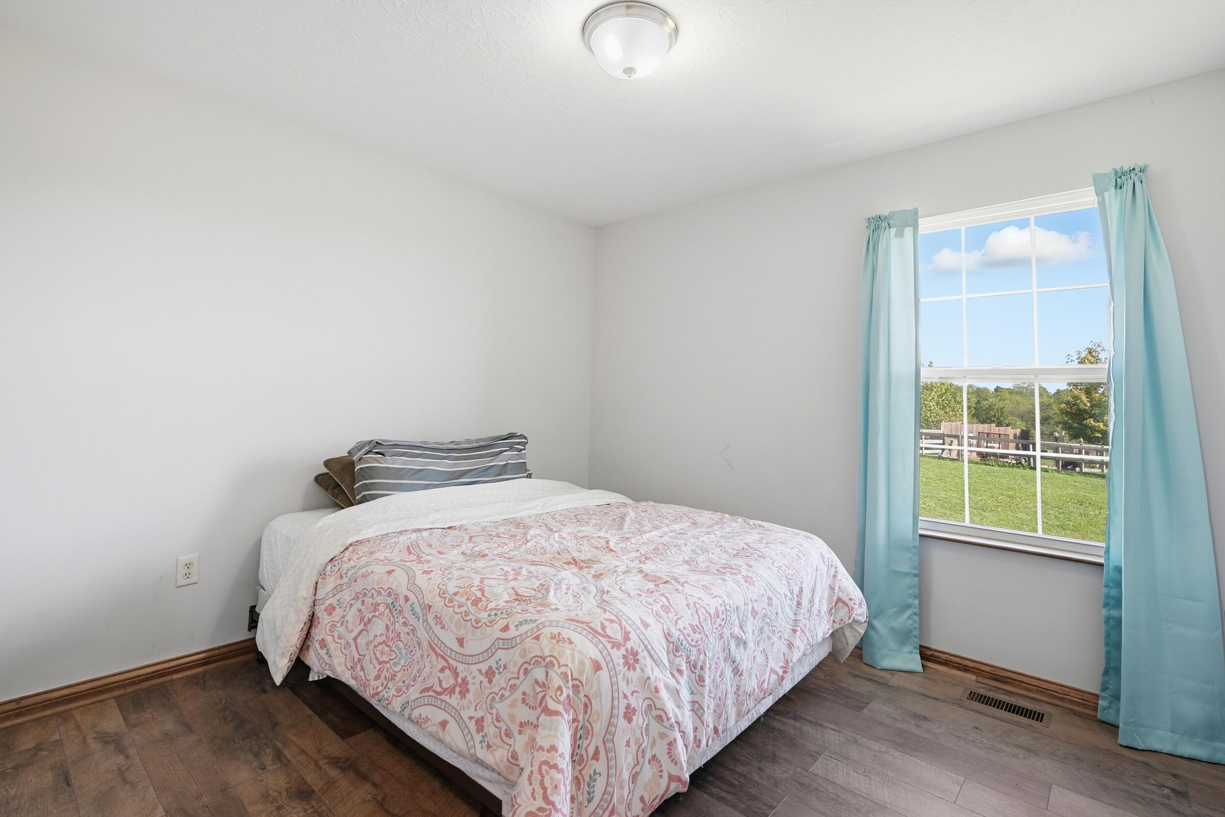 604 Astoria Court Property Photo 21