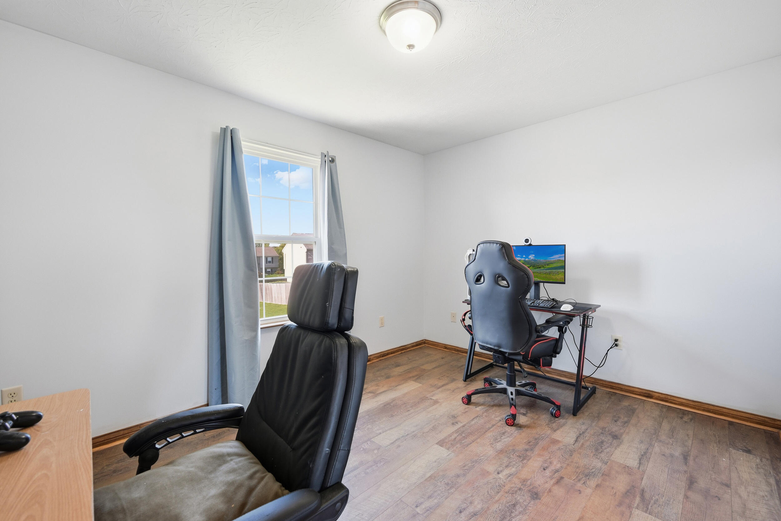 604 Astoria Court Property Photo 25