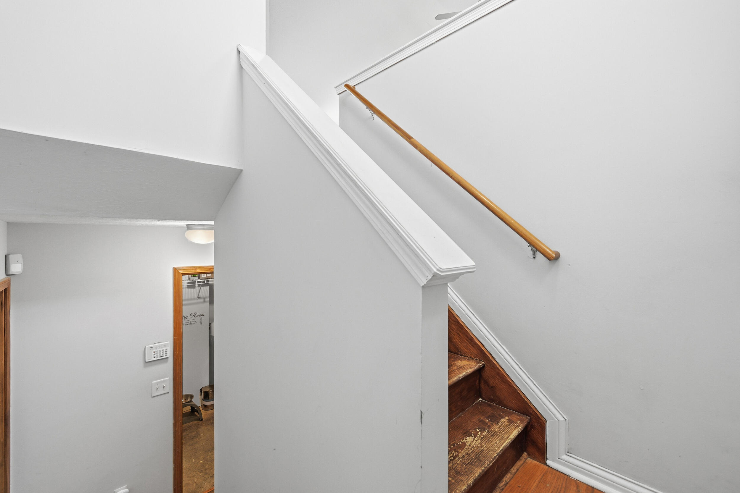 604 Astoria Court Property Photo 29