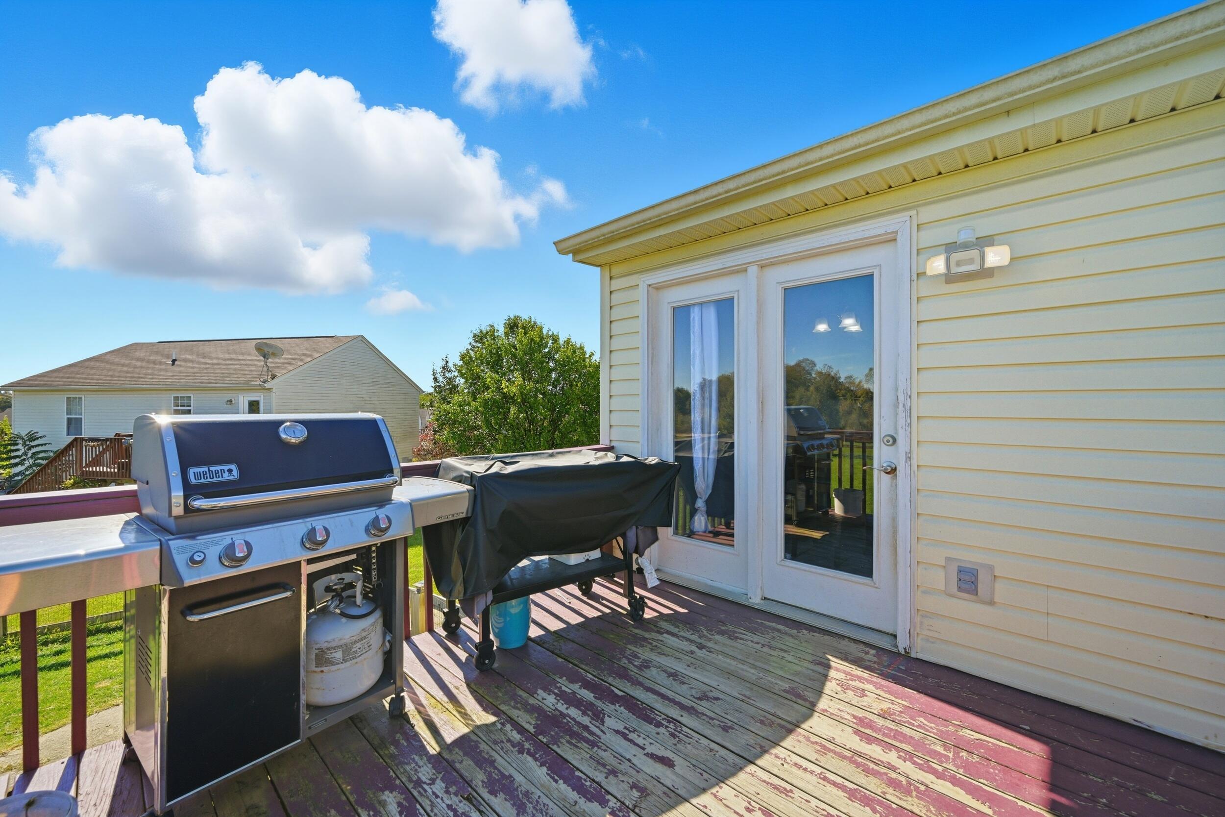 604 Astoria Court Property Photo 33