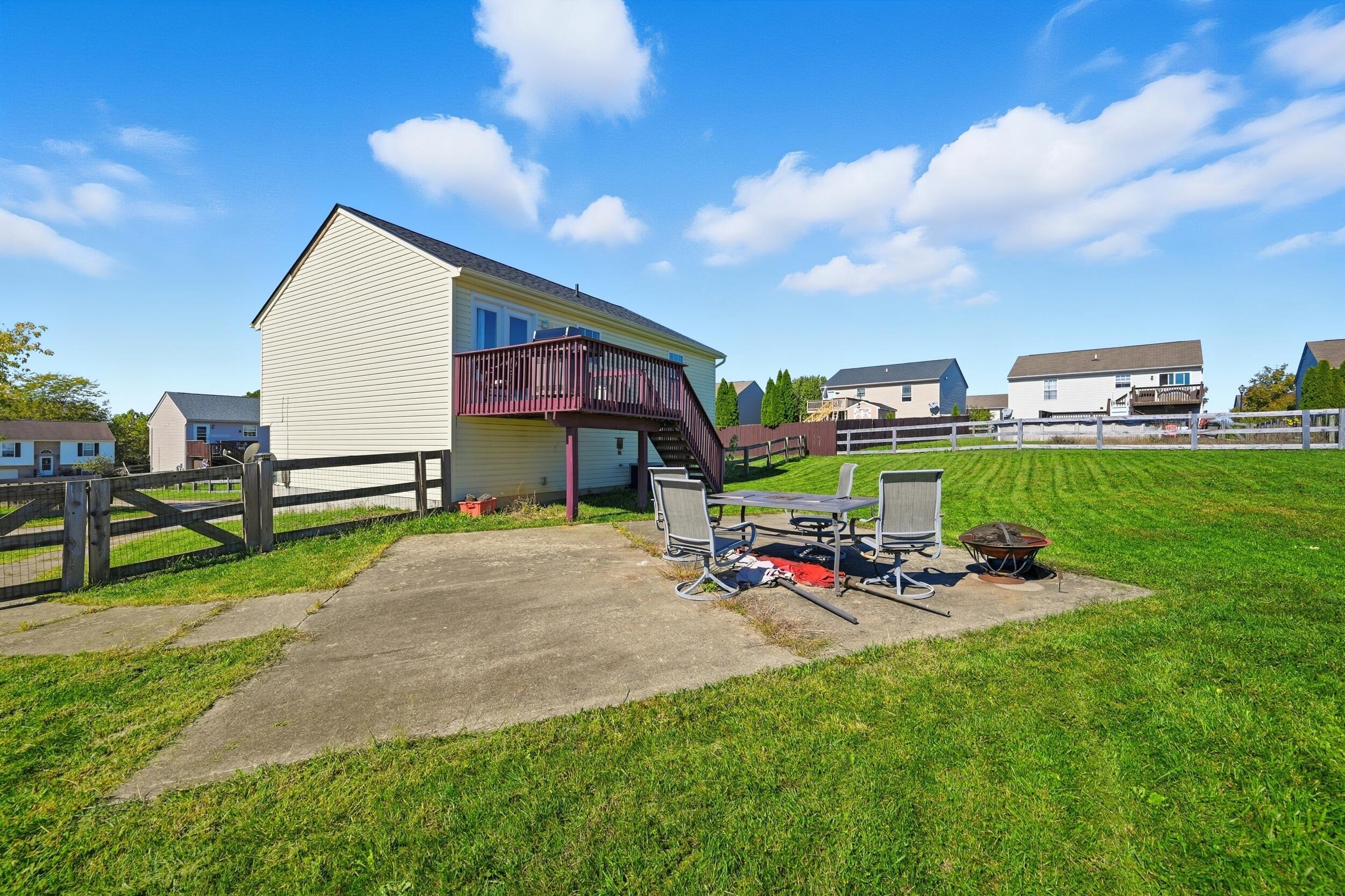 604 Astoria Court Property Photo 36