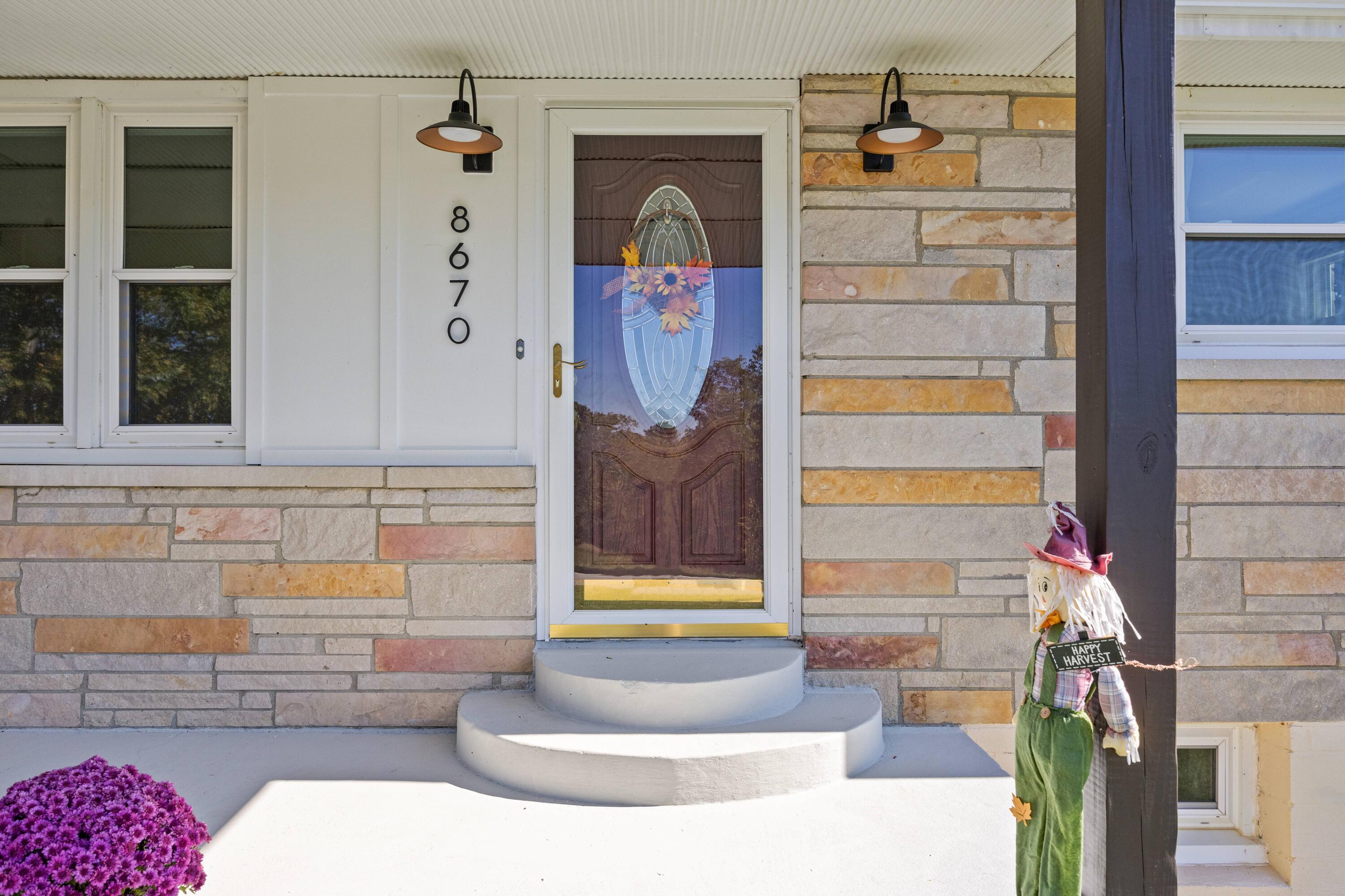 8670 Georgetown Road Property Photo 5