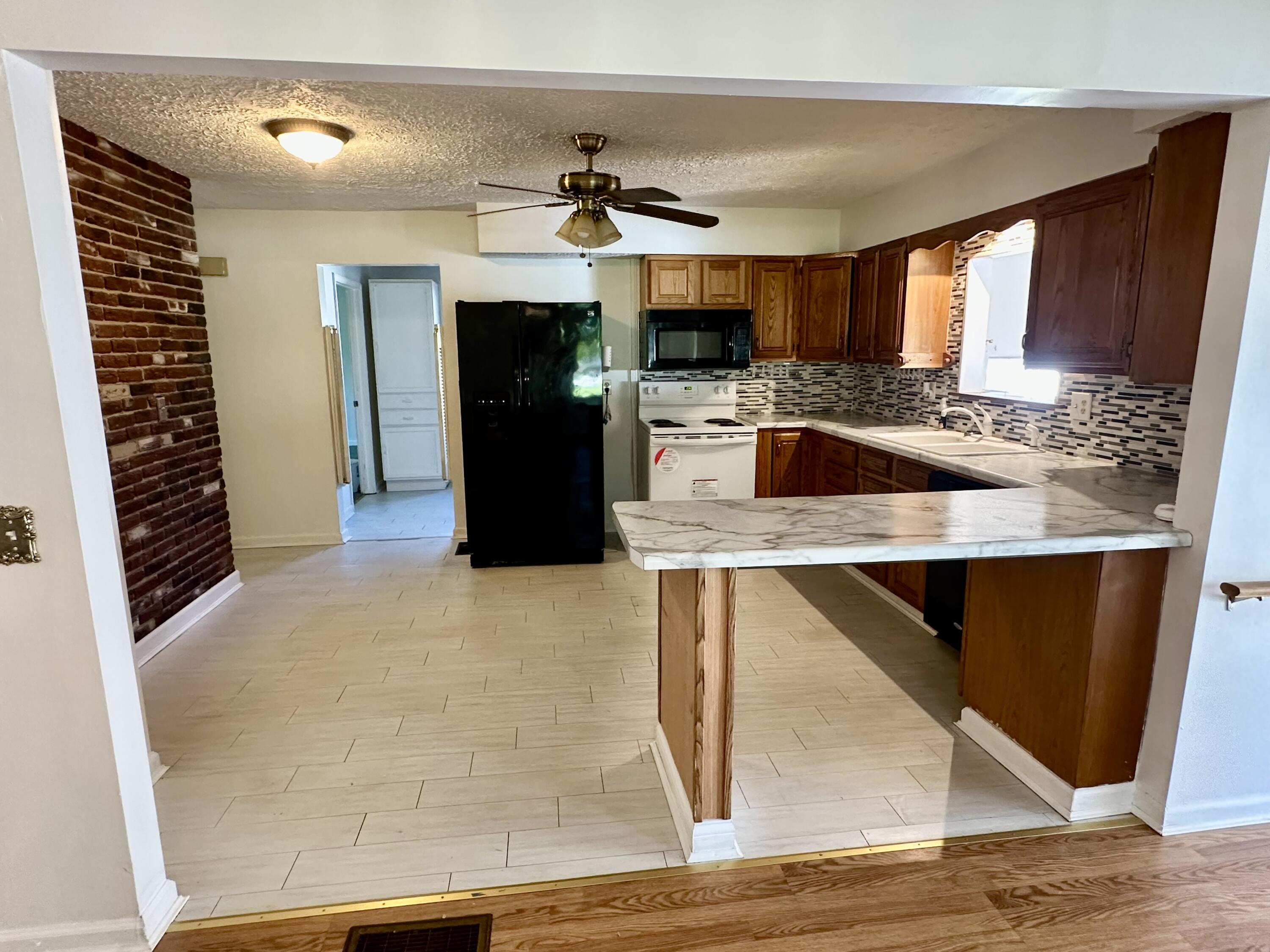 48 Taft Hwy Property Photo 5