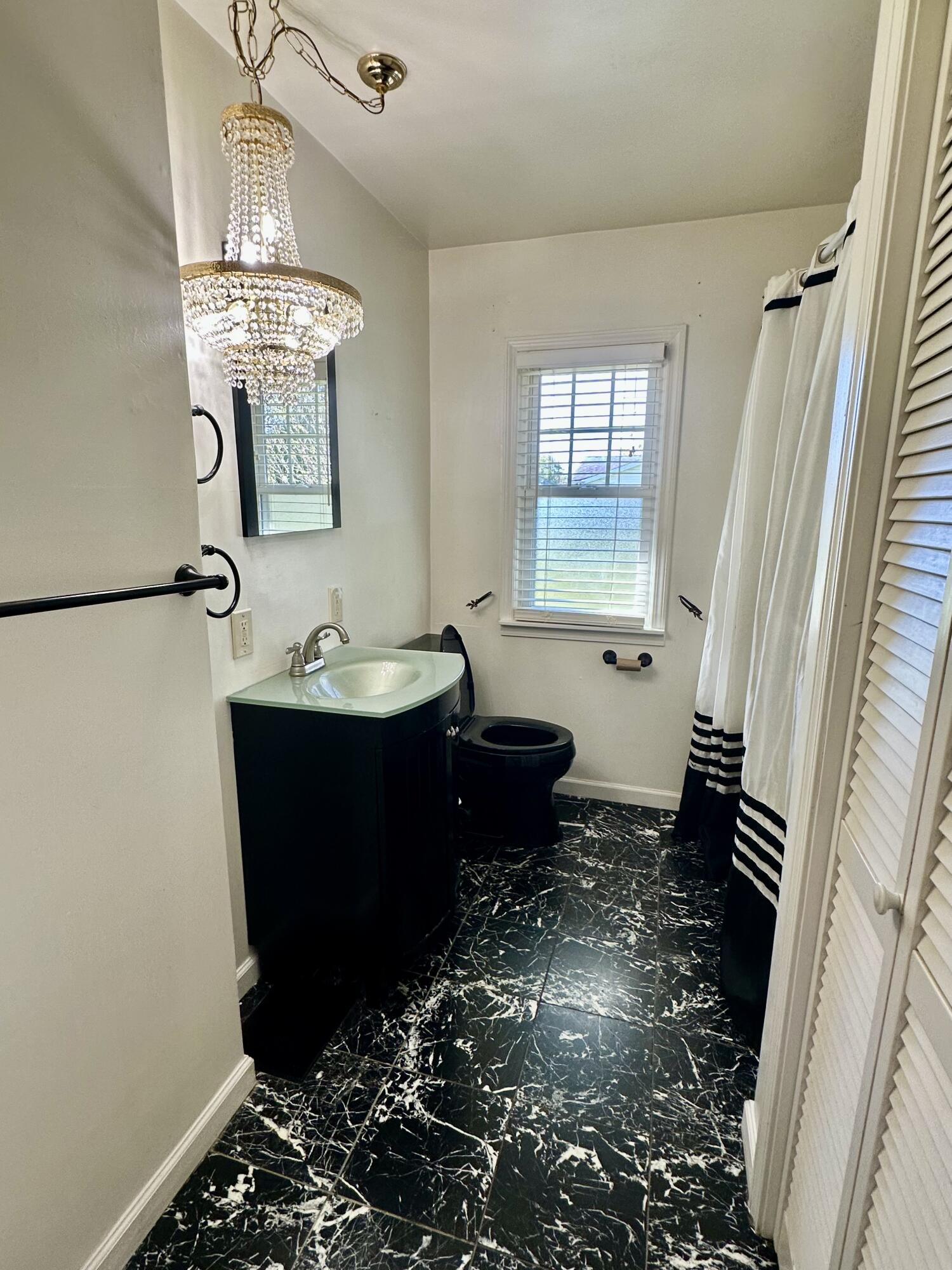 48 Taft Hwy Property Photo 13