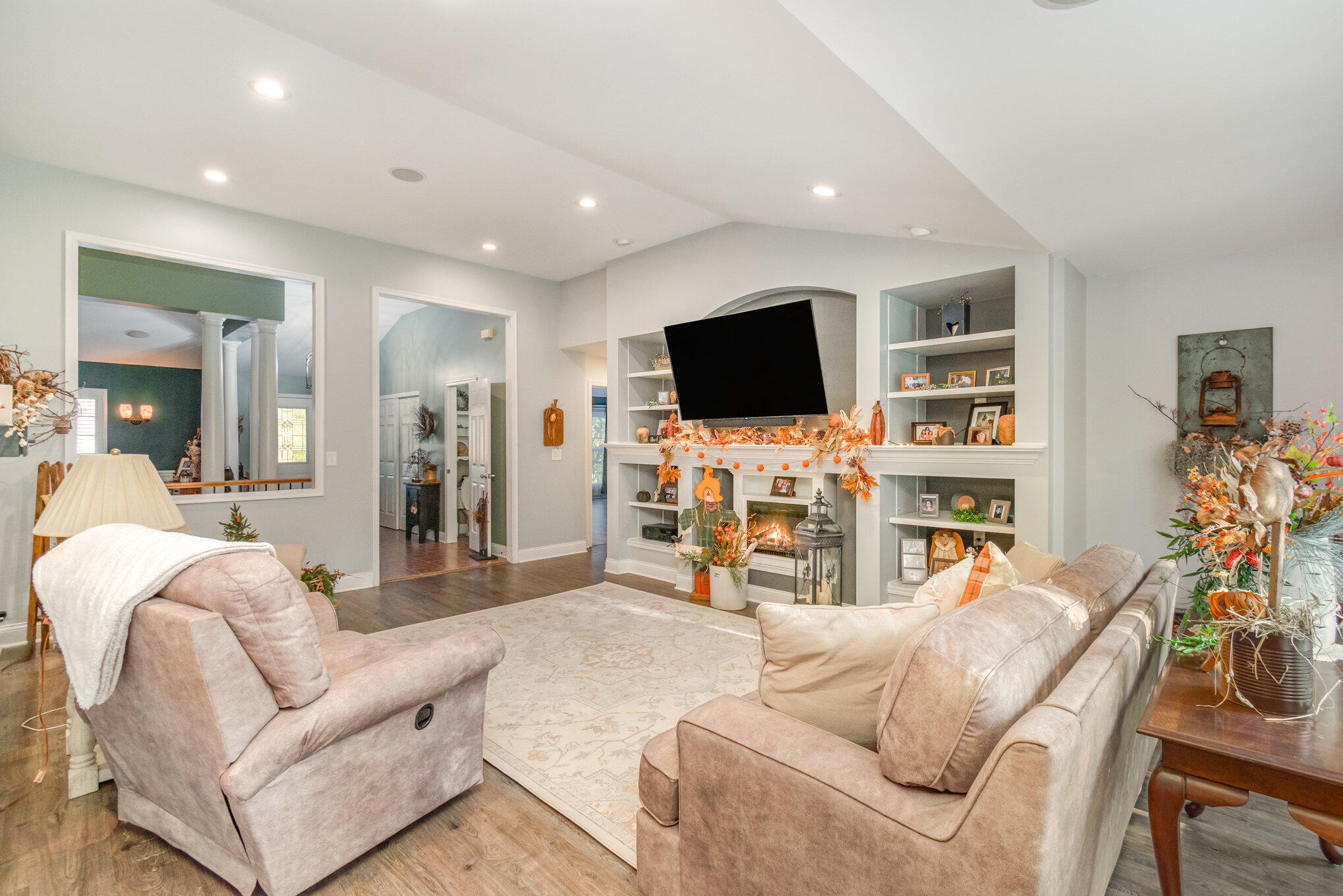 1088 Ashton Court Property Photo 7