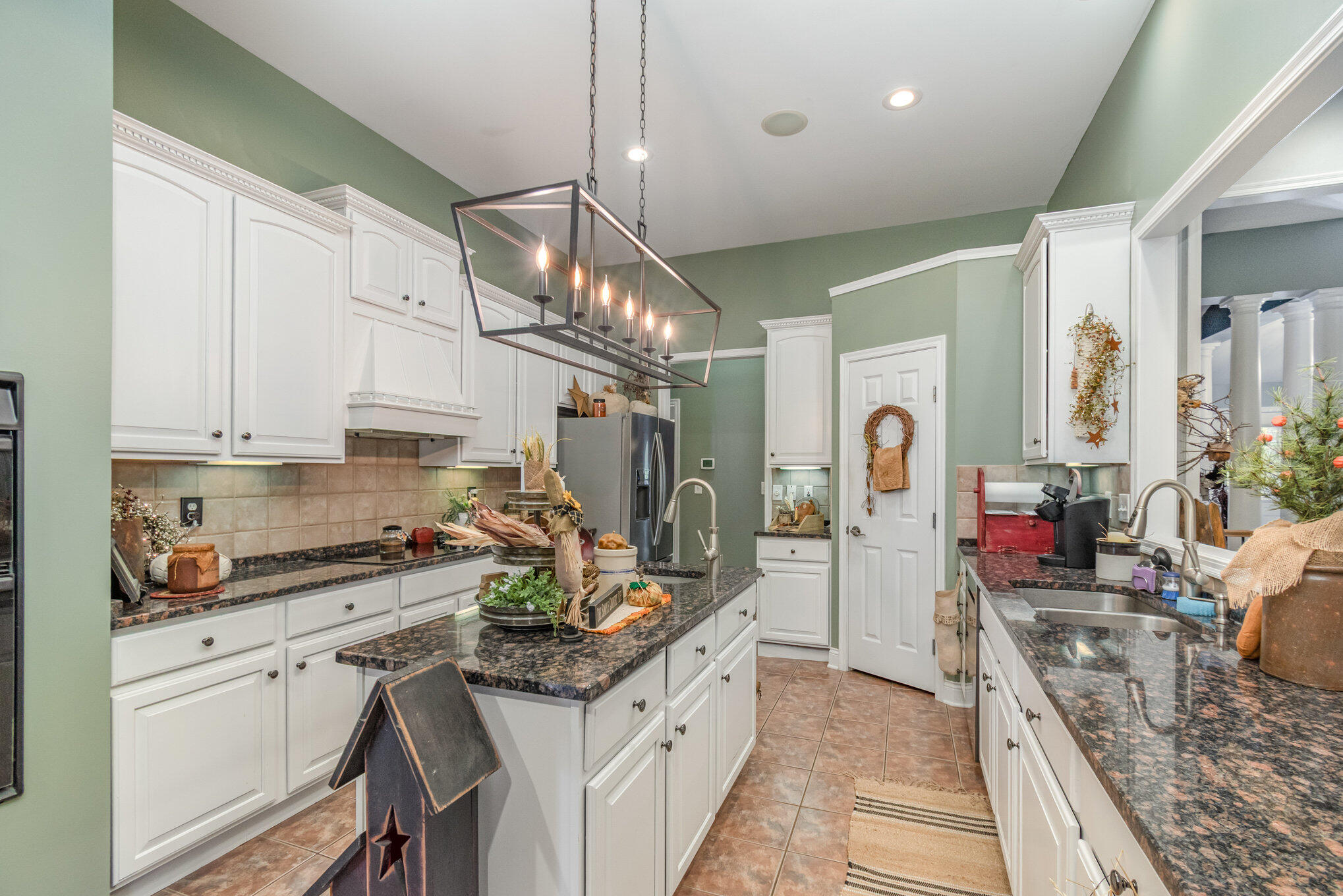 1088 Ashton Court Property Photo 13