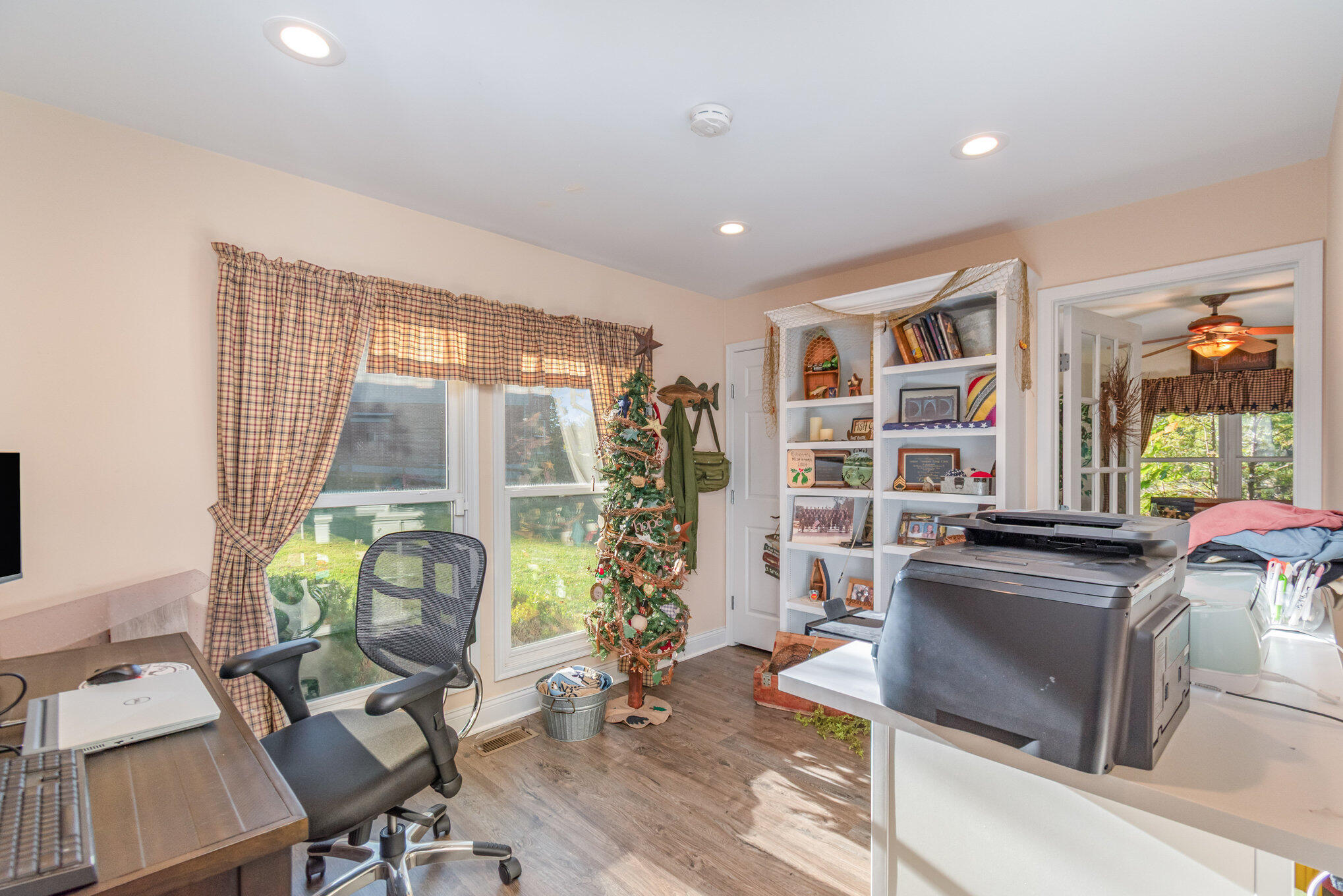 1088 Ashton Court Property Photo 14