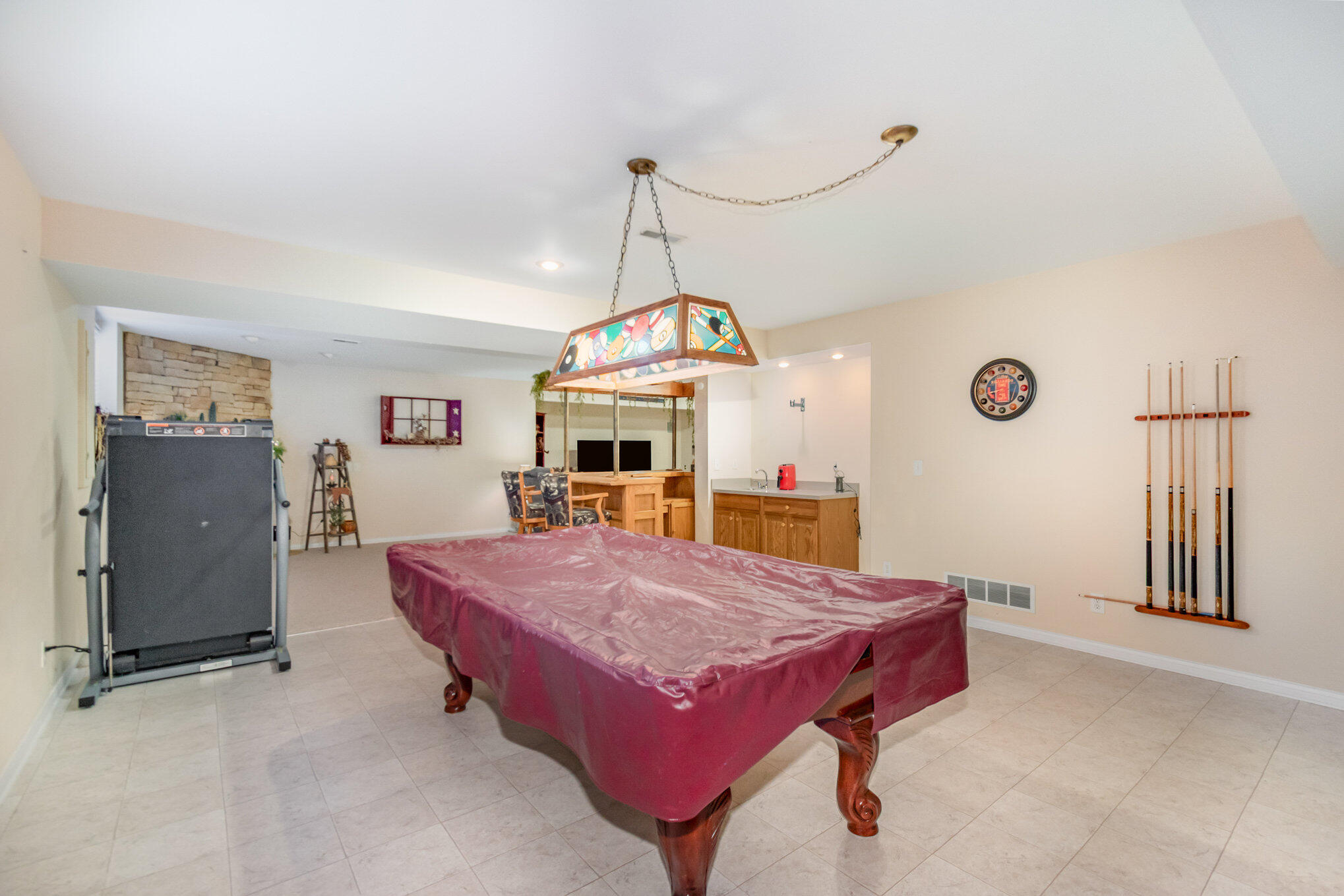 1088 Ashton Court Property Photo 27