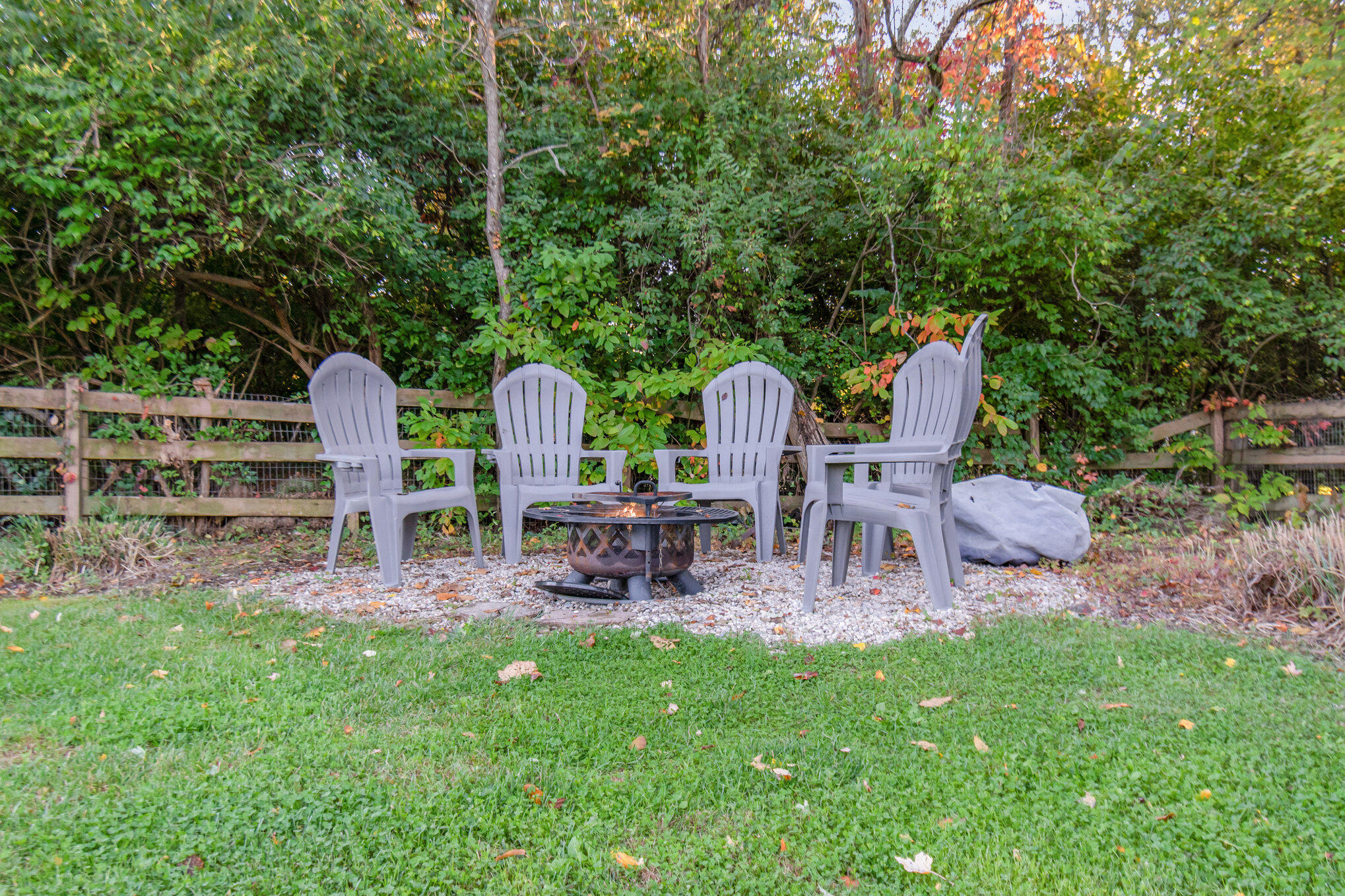 1088 Ashton Court Property Photo 36