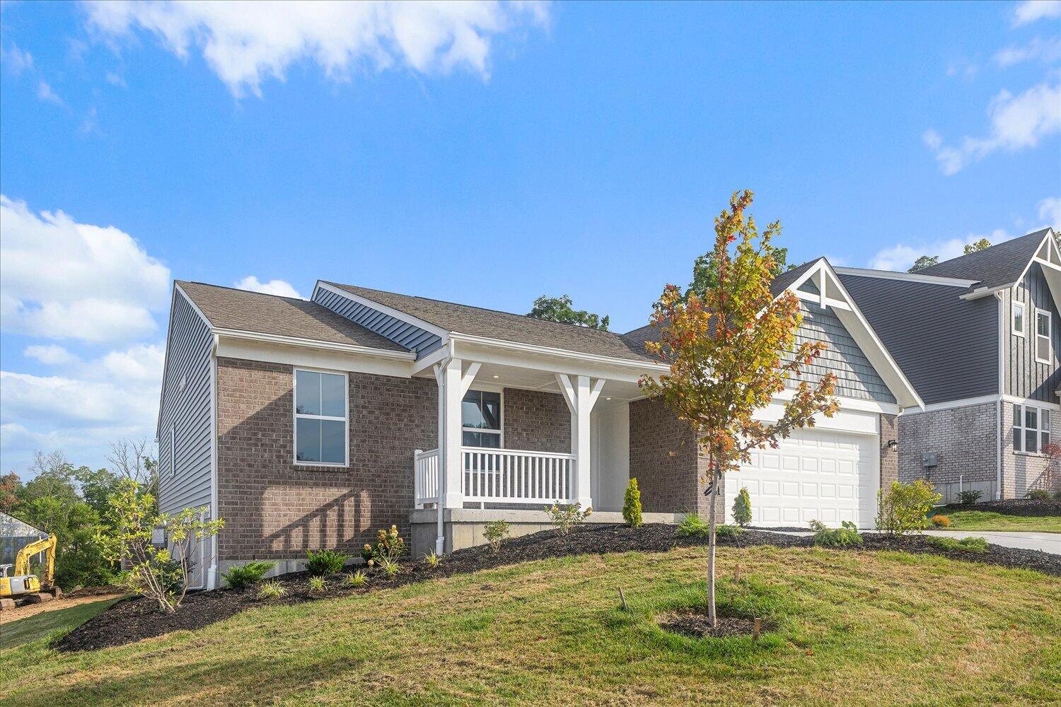 718 Willow Green Drive Property Photo 1