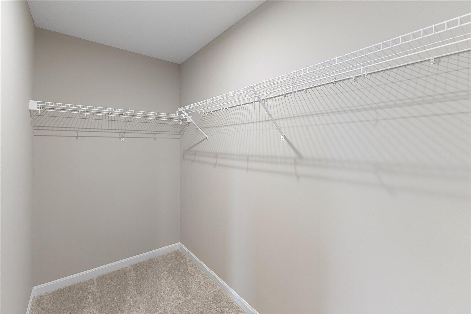 718 Willow Green Drive Property Photo 15