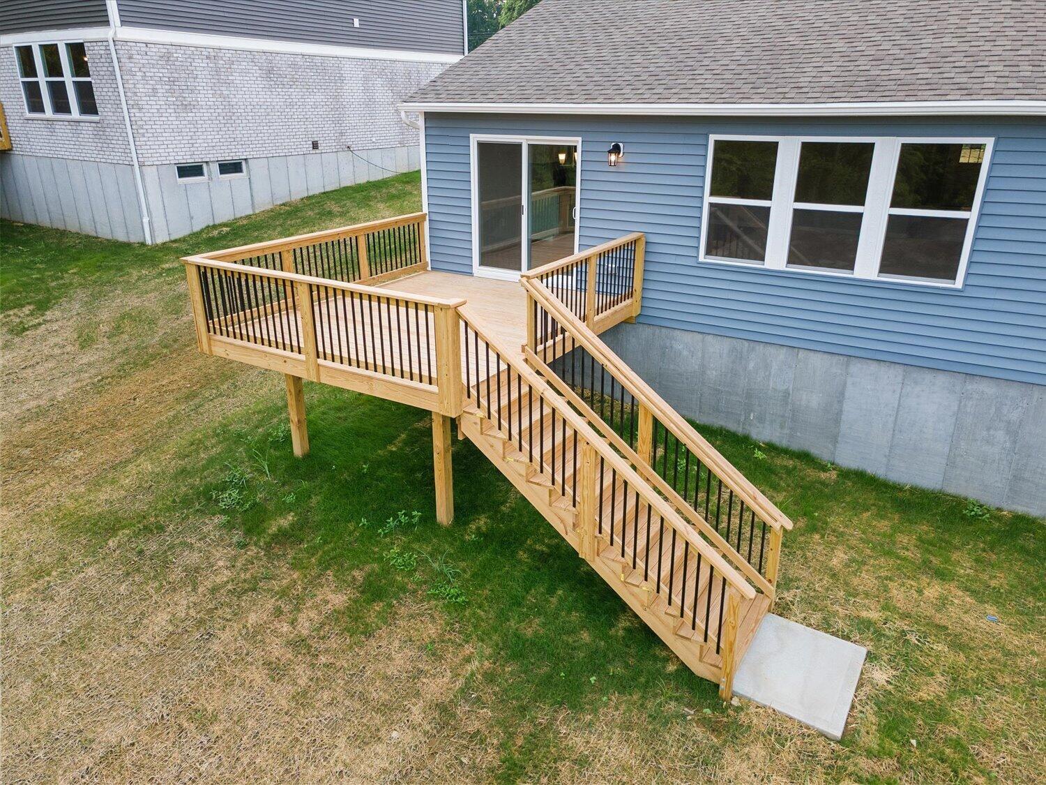 718 Willow Green Drive Property Photo 26