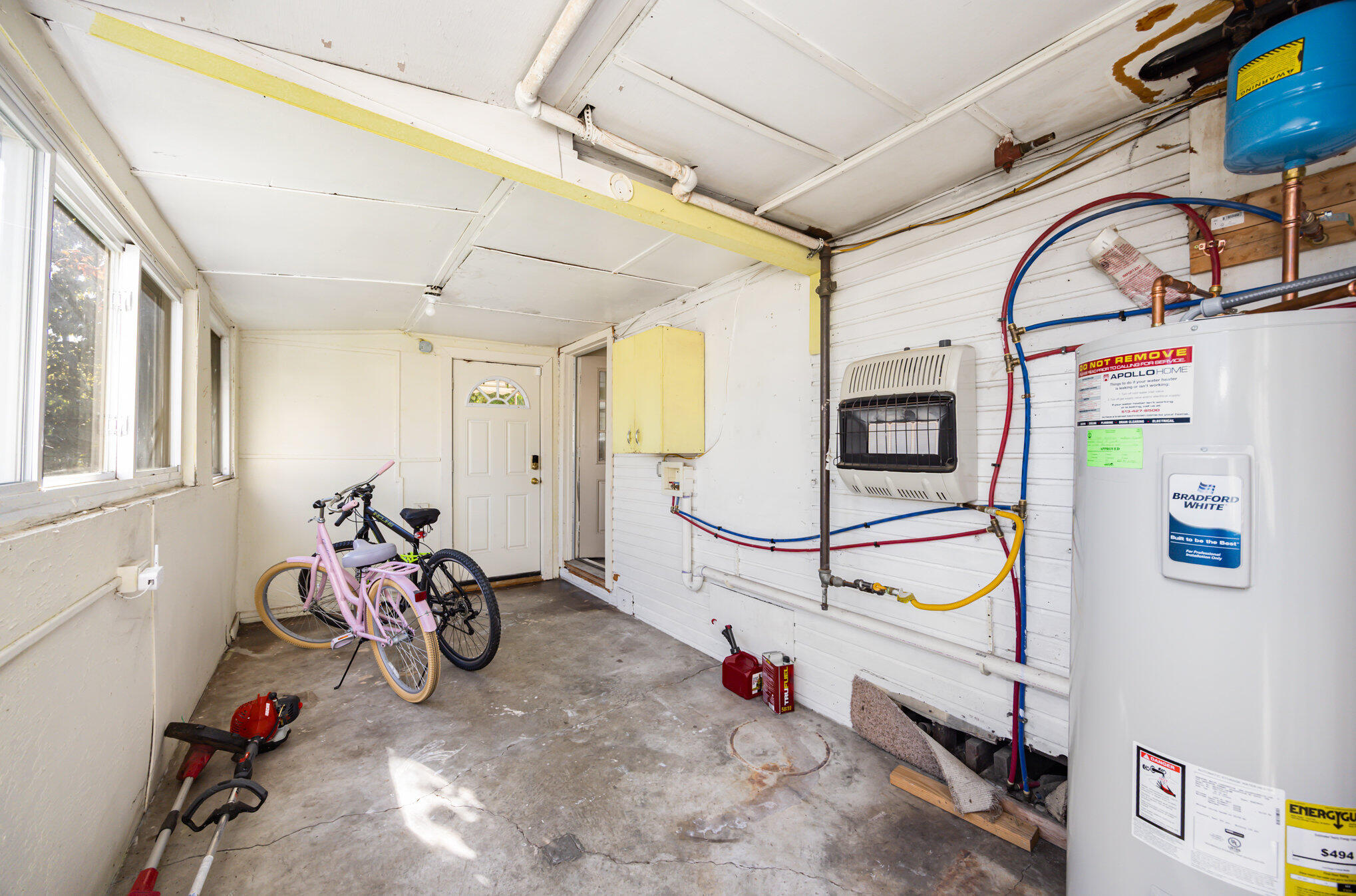 2733 Alexandria Avenue Property Photo 15