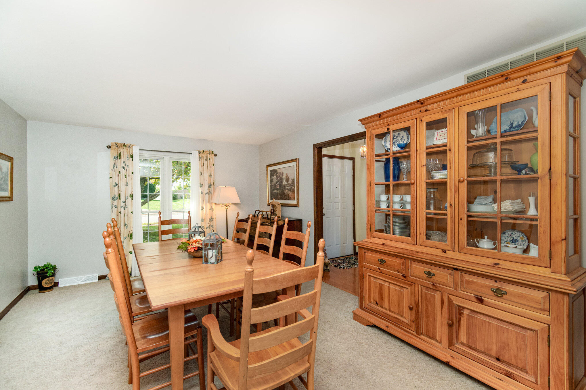 8870 Valley Circle Drive Property Photo 8