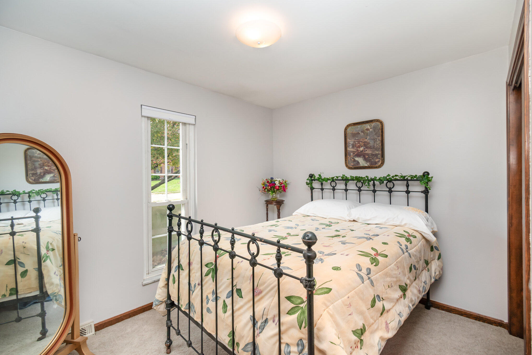 8870 Valley Circle Drive Property Photo 17