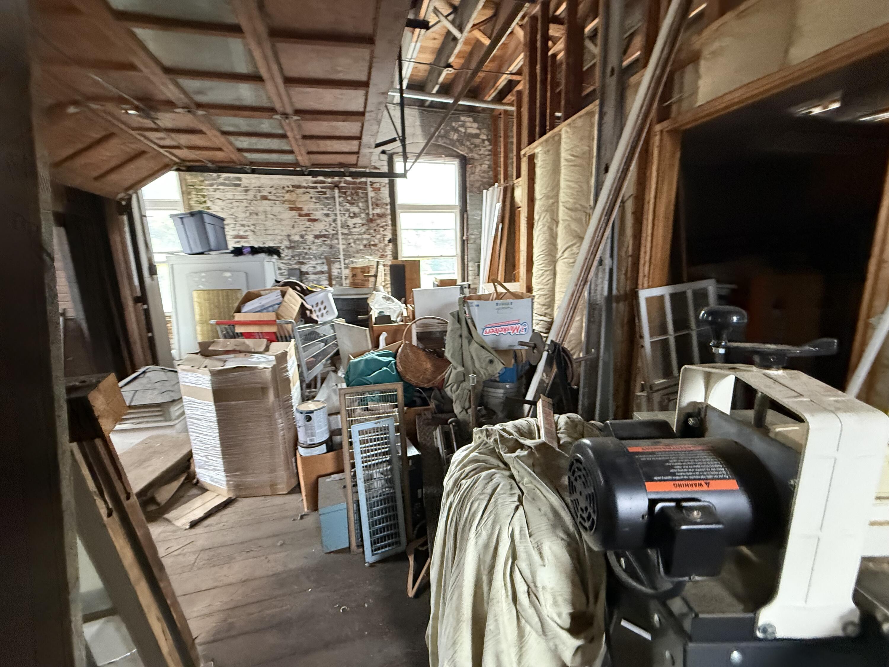 440 8th Avenue Property Photo 4