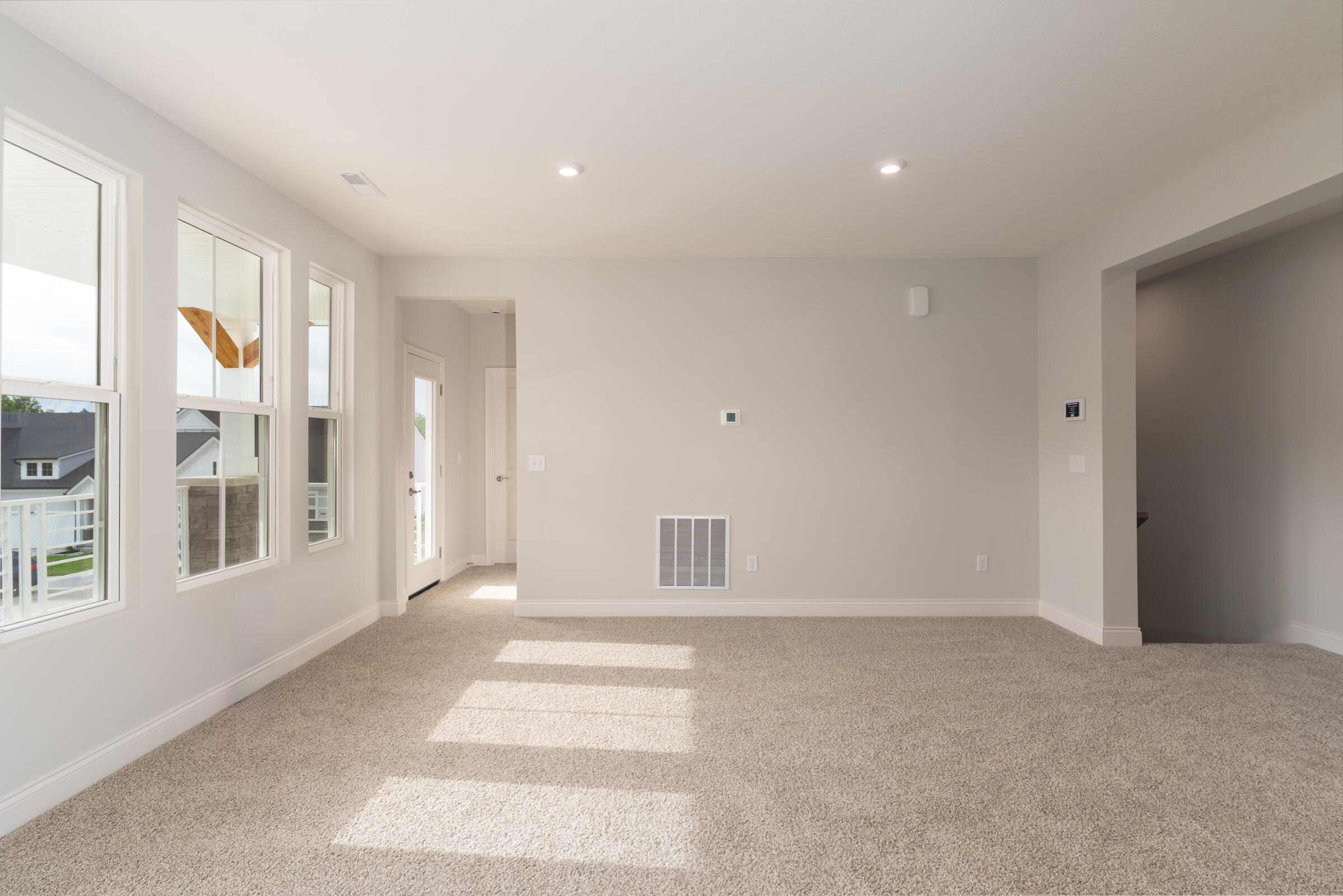 363 Cornwall Drive Property Photo 14
