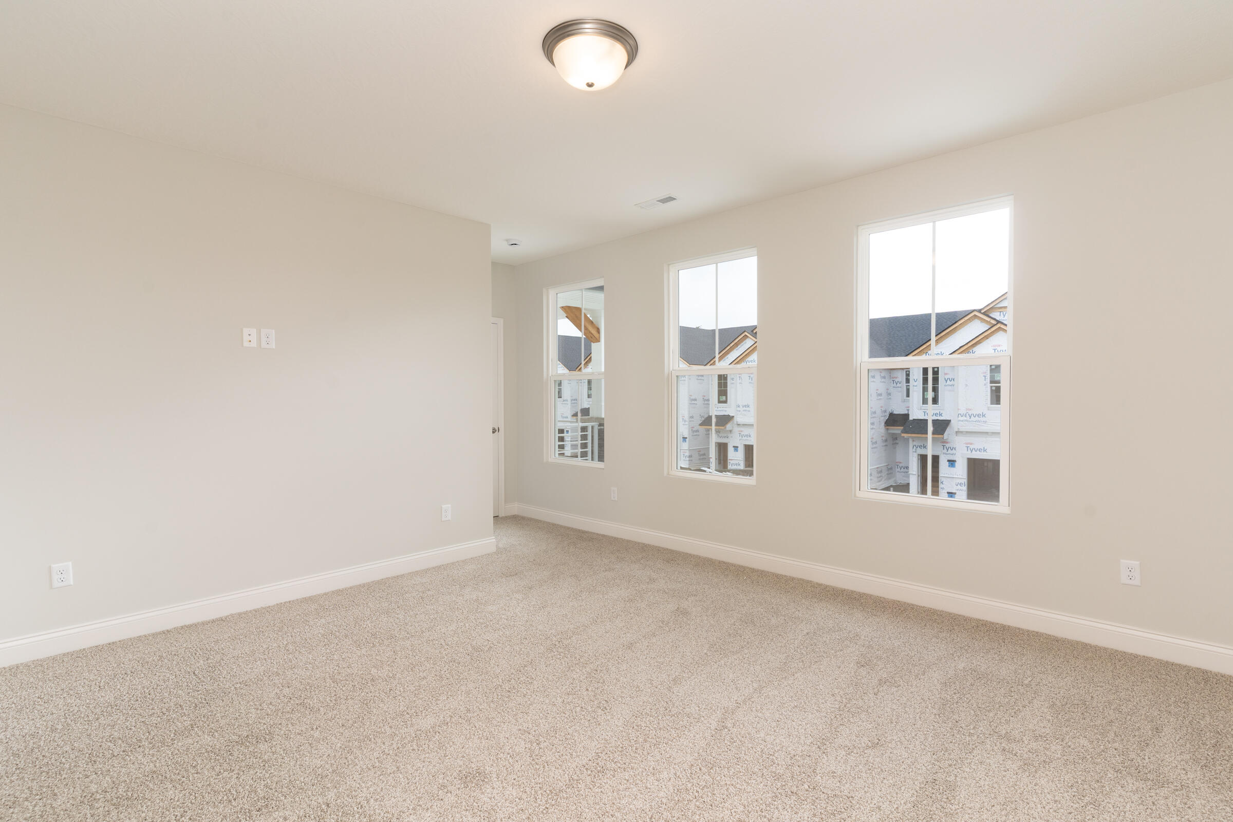 363 Cornwall Drive Property Photo 16