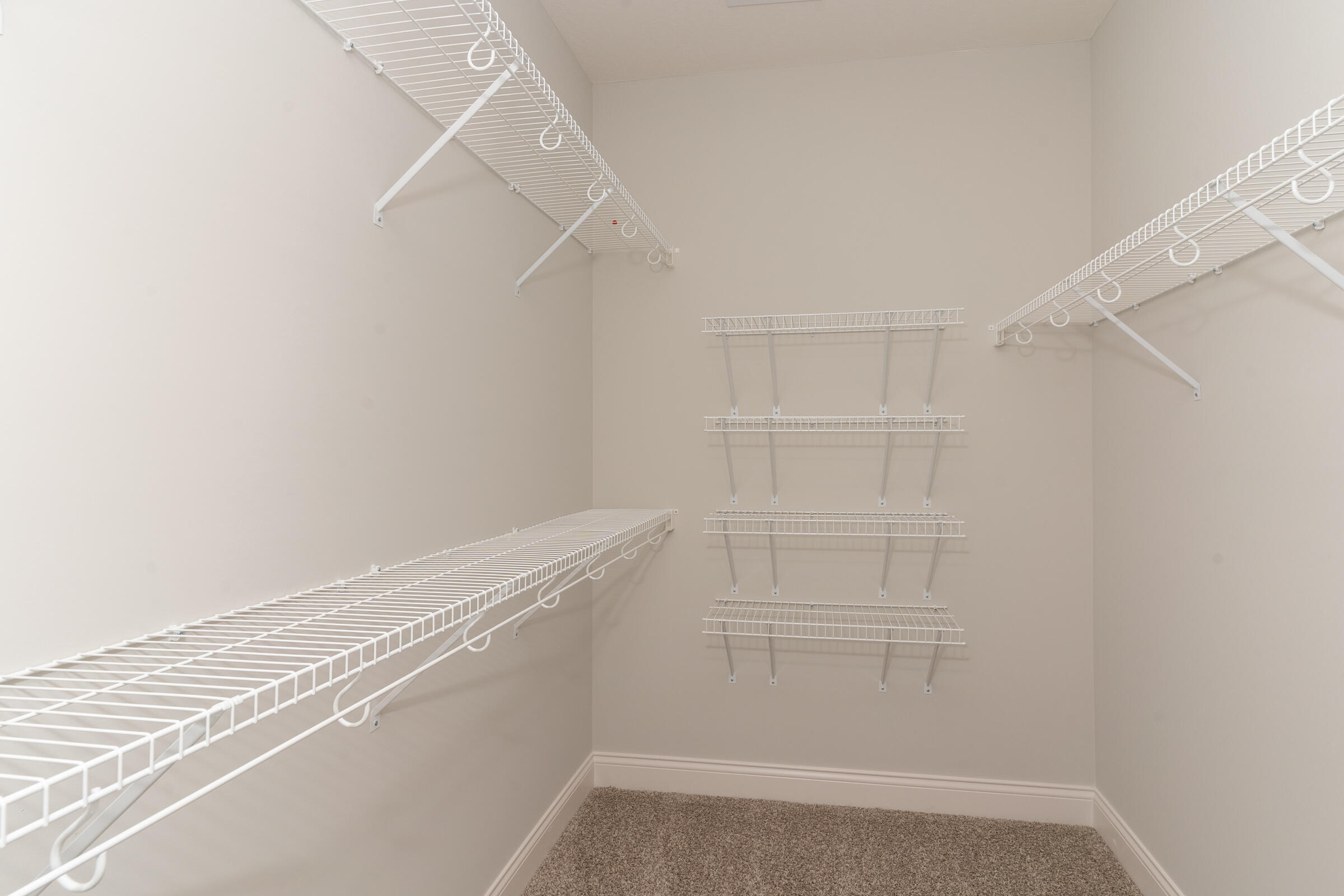 363 Cornwall Drive Property Photo 20
