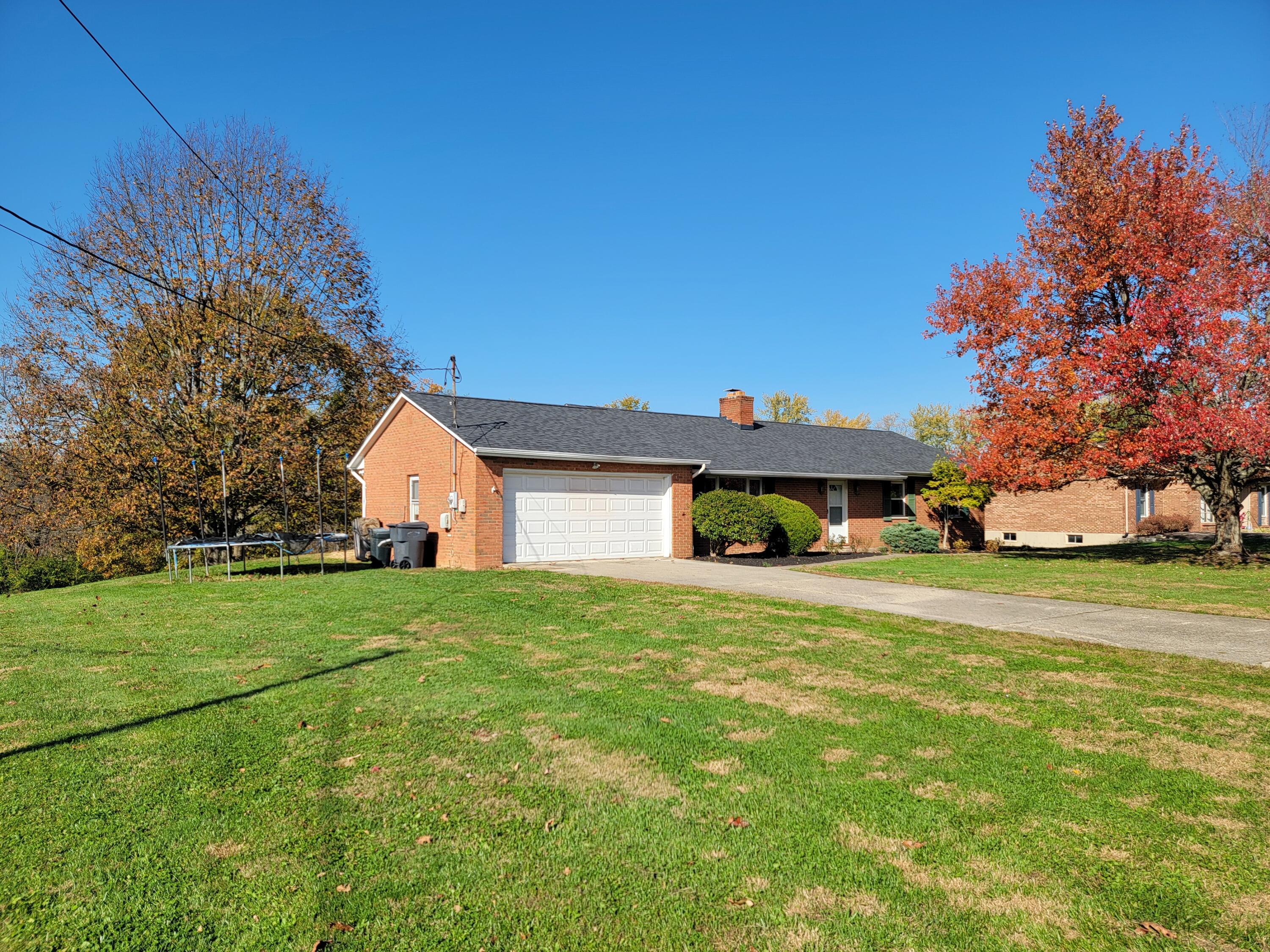 10081 Timbercreek Drive Property Photo 5