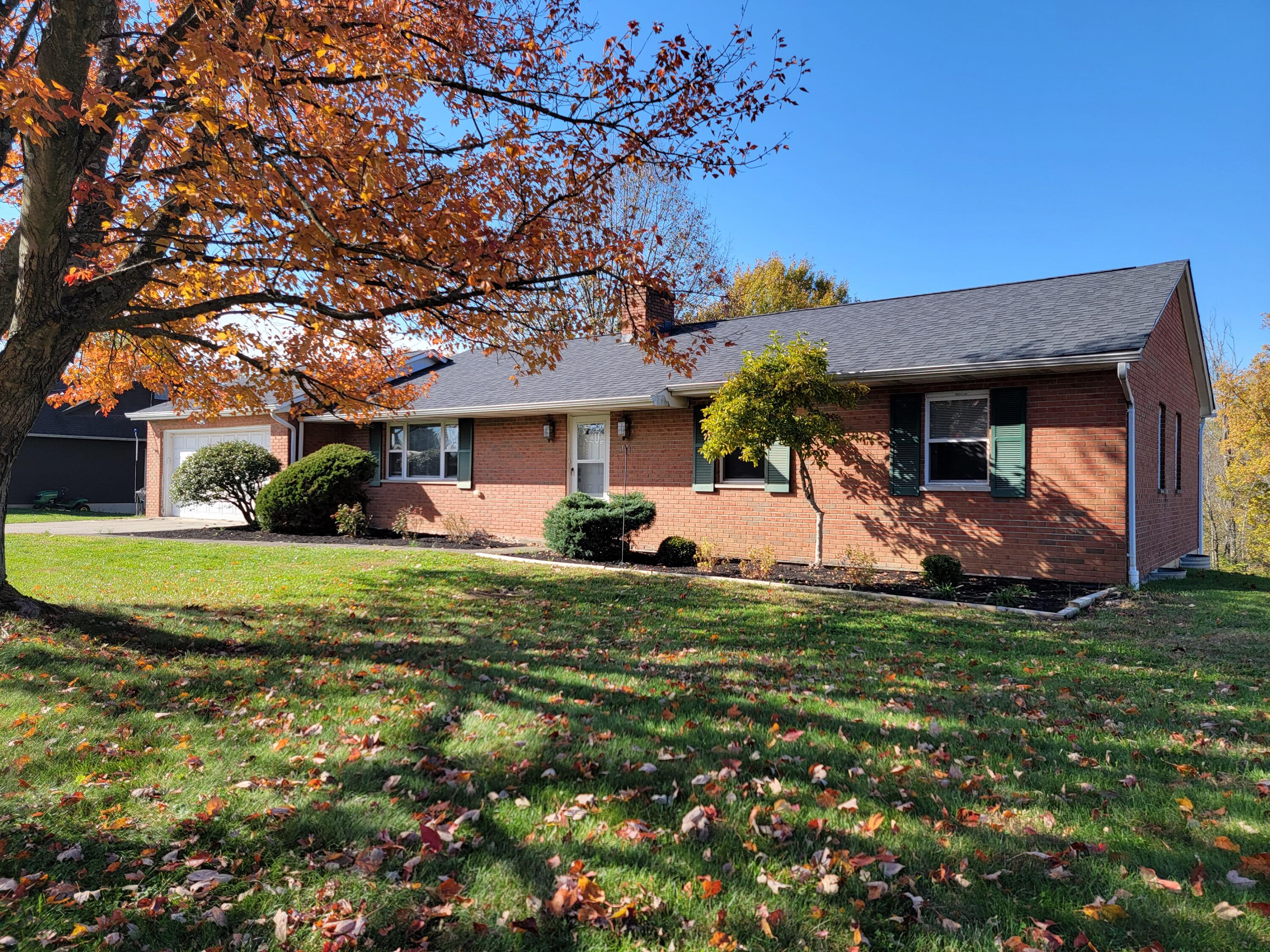 10081 Timbercreek Drive Property Photo 6
