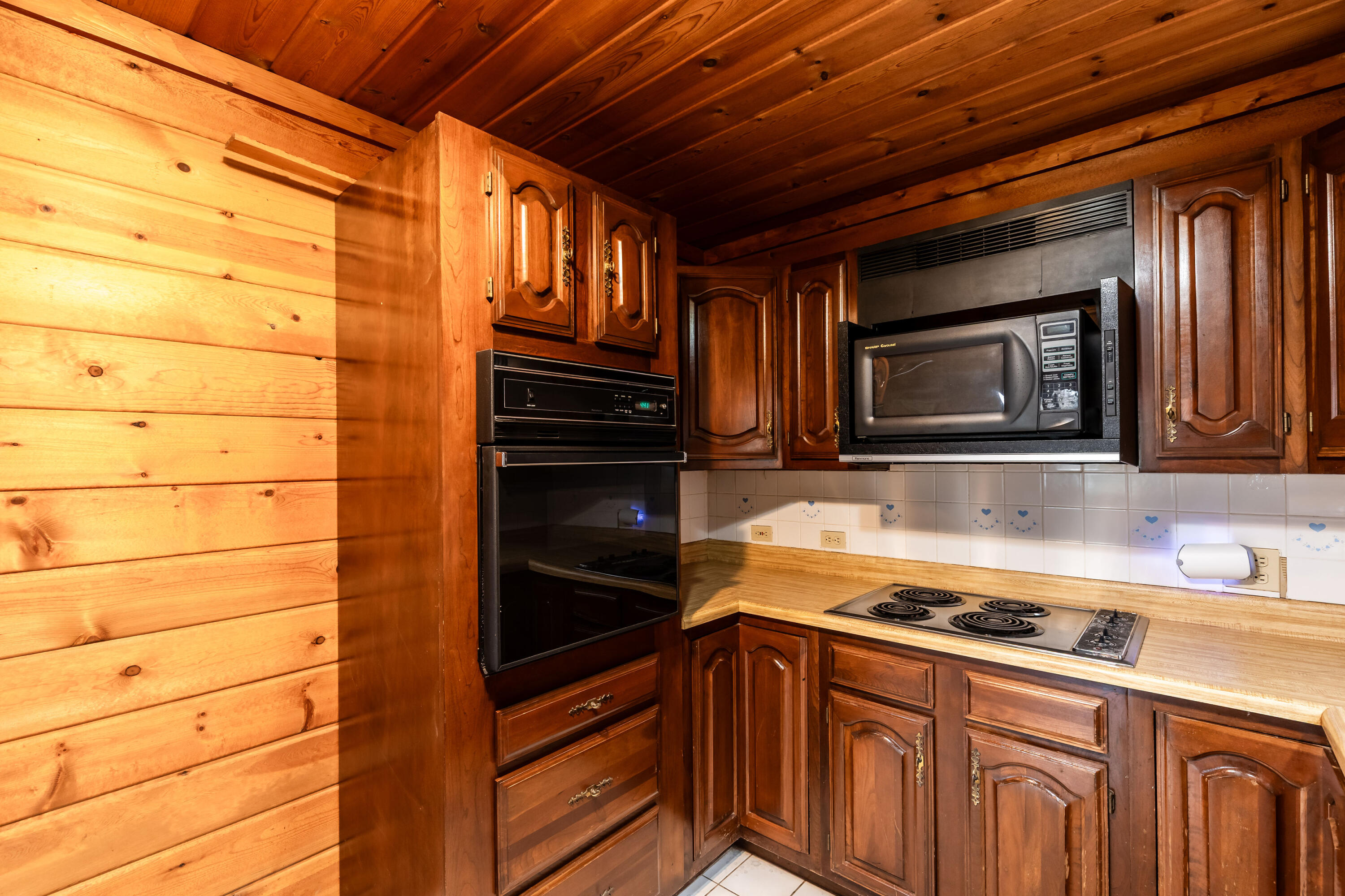 9530 Lower River Road Property Photo 19