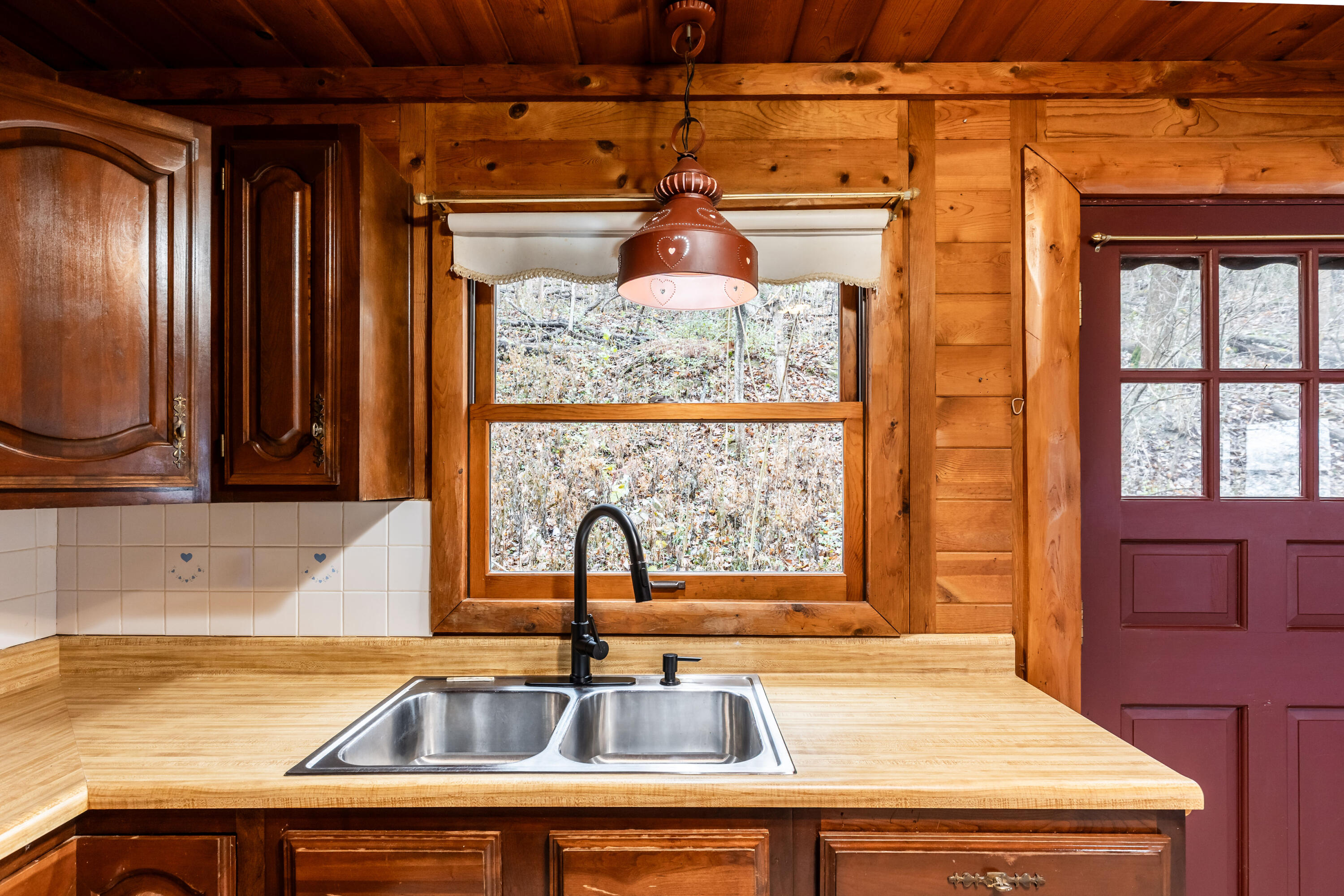 9530 Lower River Road Property Photo 20