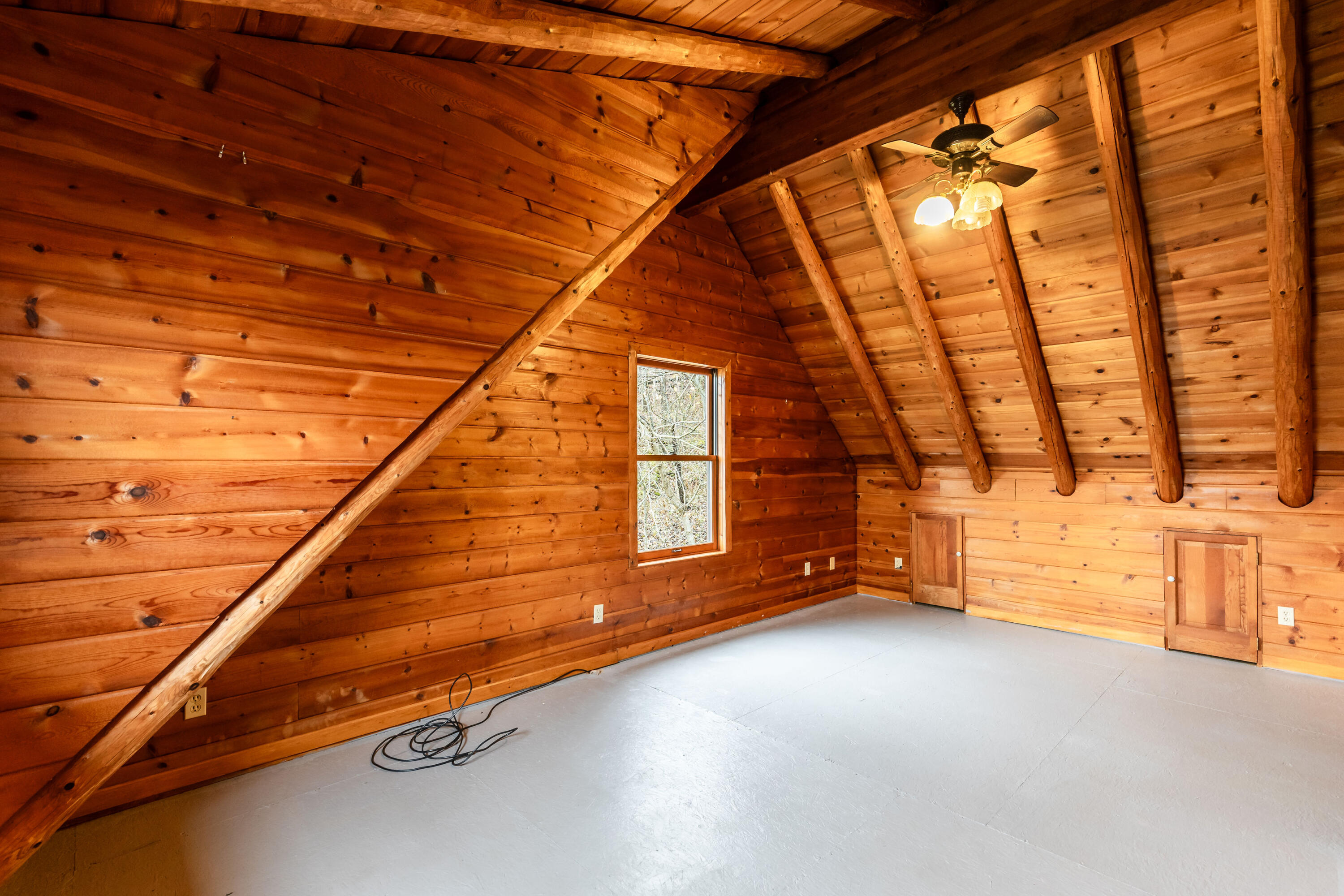 9530 Lower River Road Property Photo 29