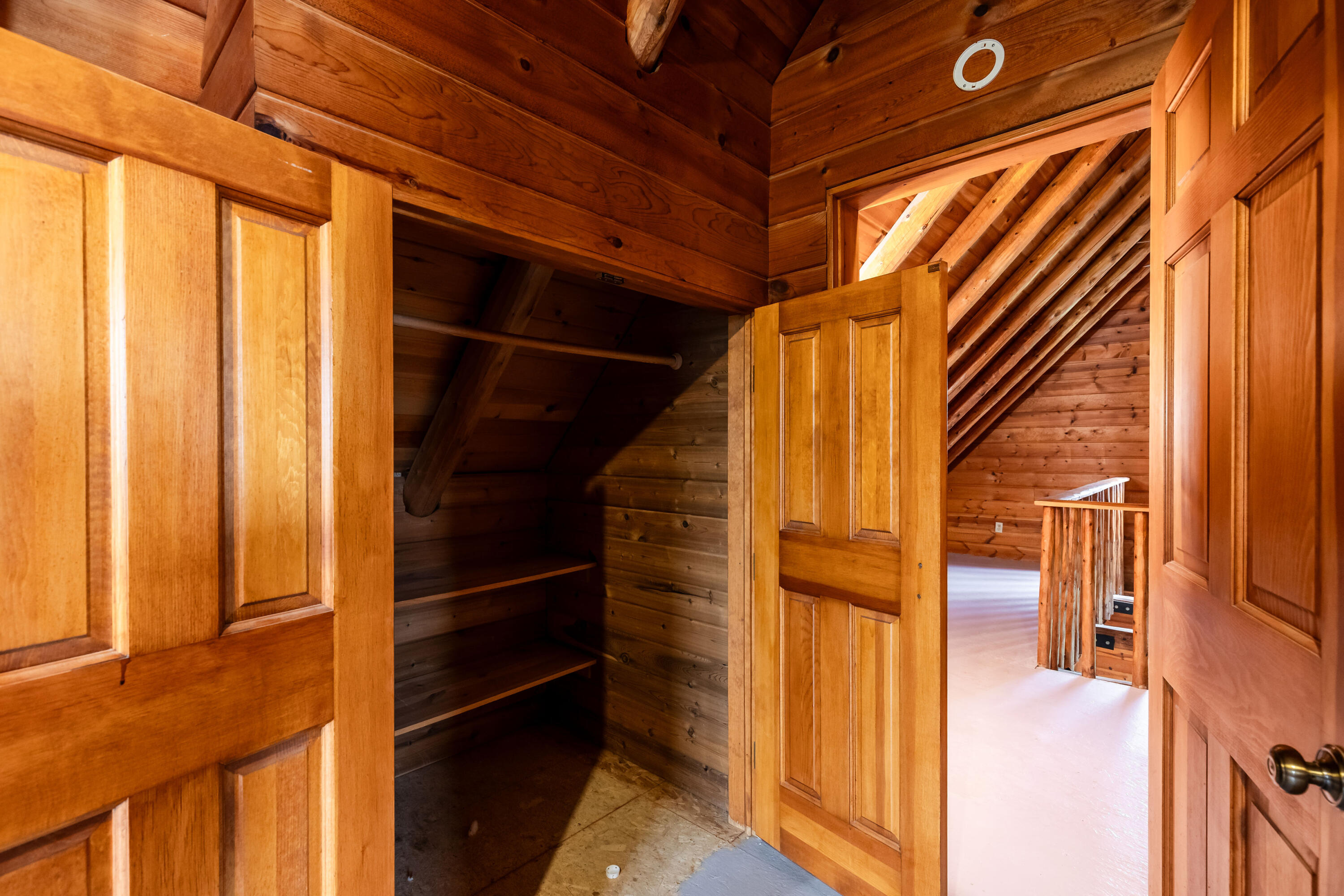 9530 Lower River Road Property Photo 33