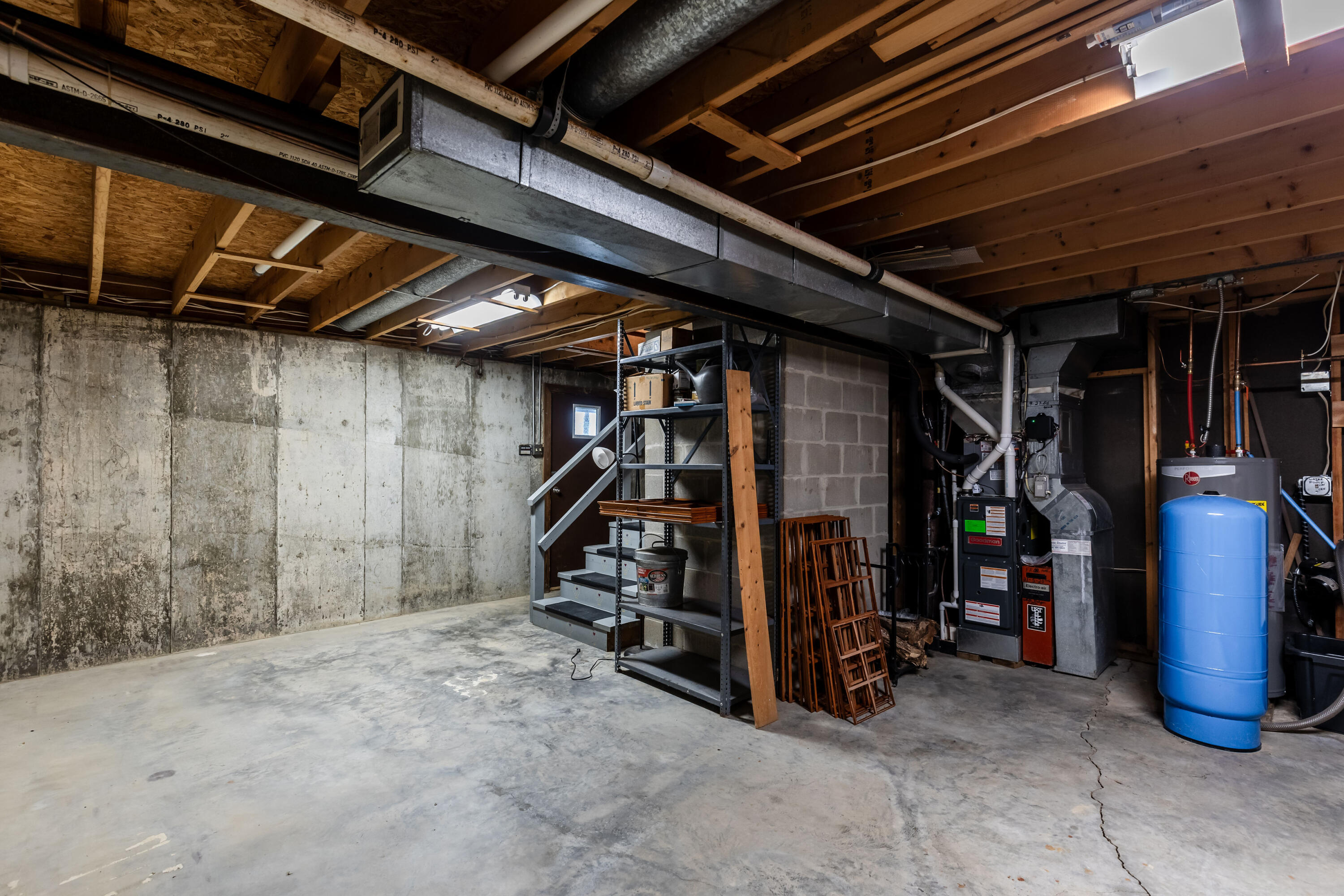 9530 Lower River Road Property Photo 38