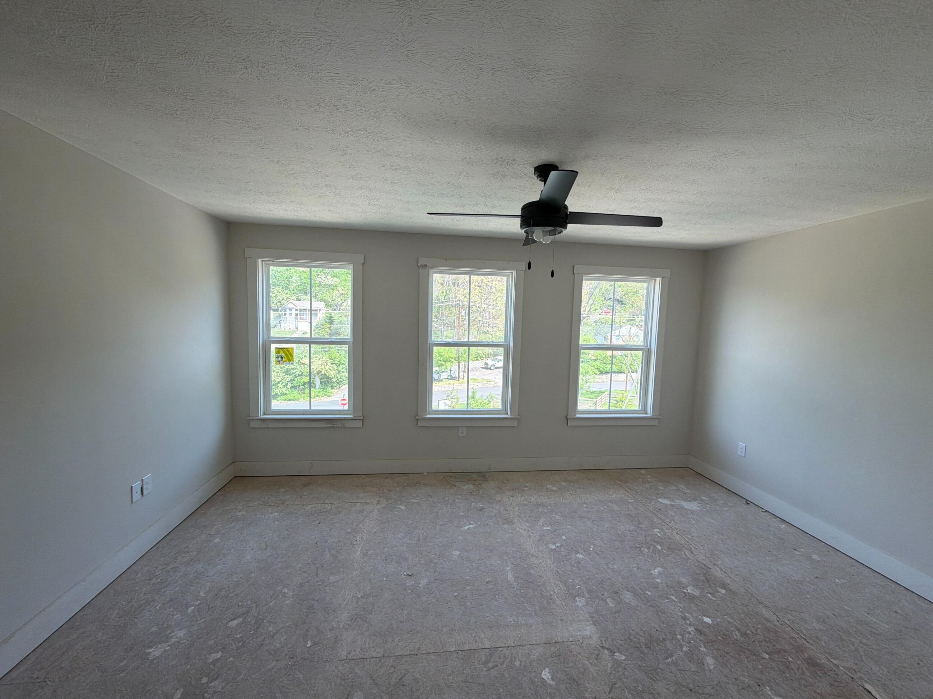 706 Belle Ridge Loop, 11 Property Photo 4