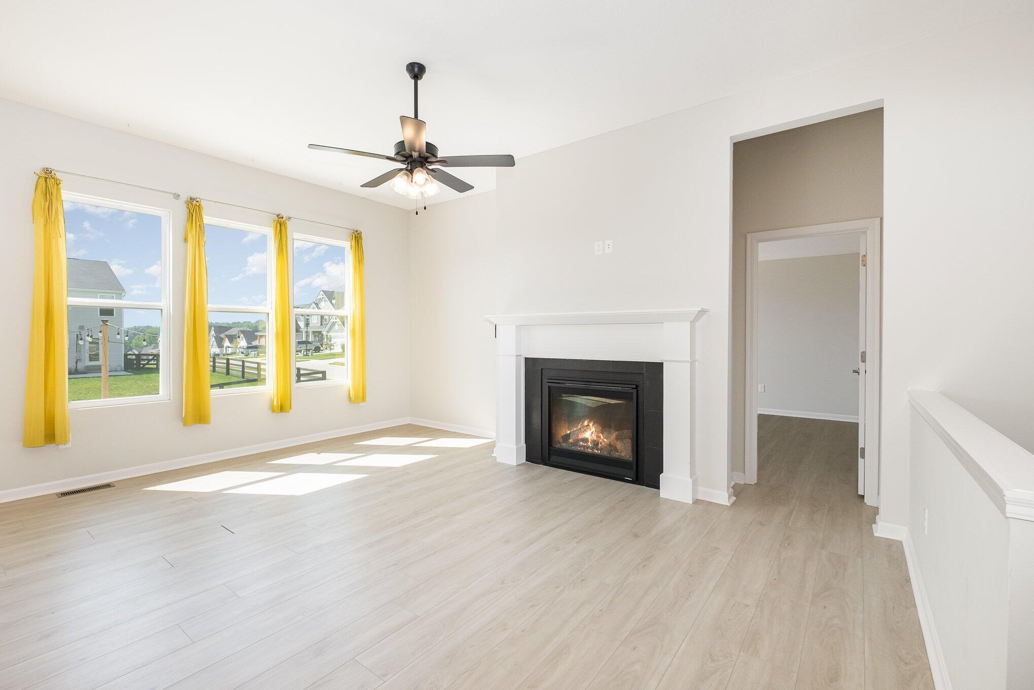 11035 Woodmont Way Property Photo 8