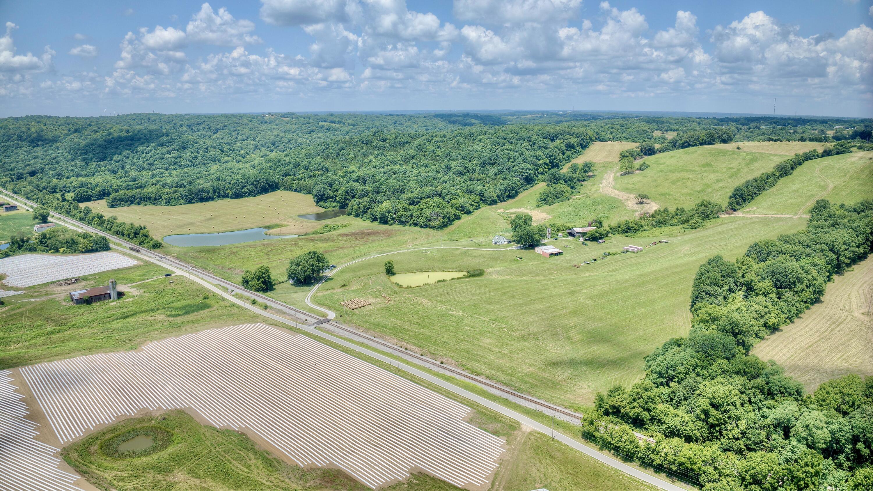 3386 Ky-467 Property Photo 1