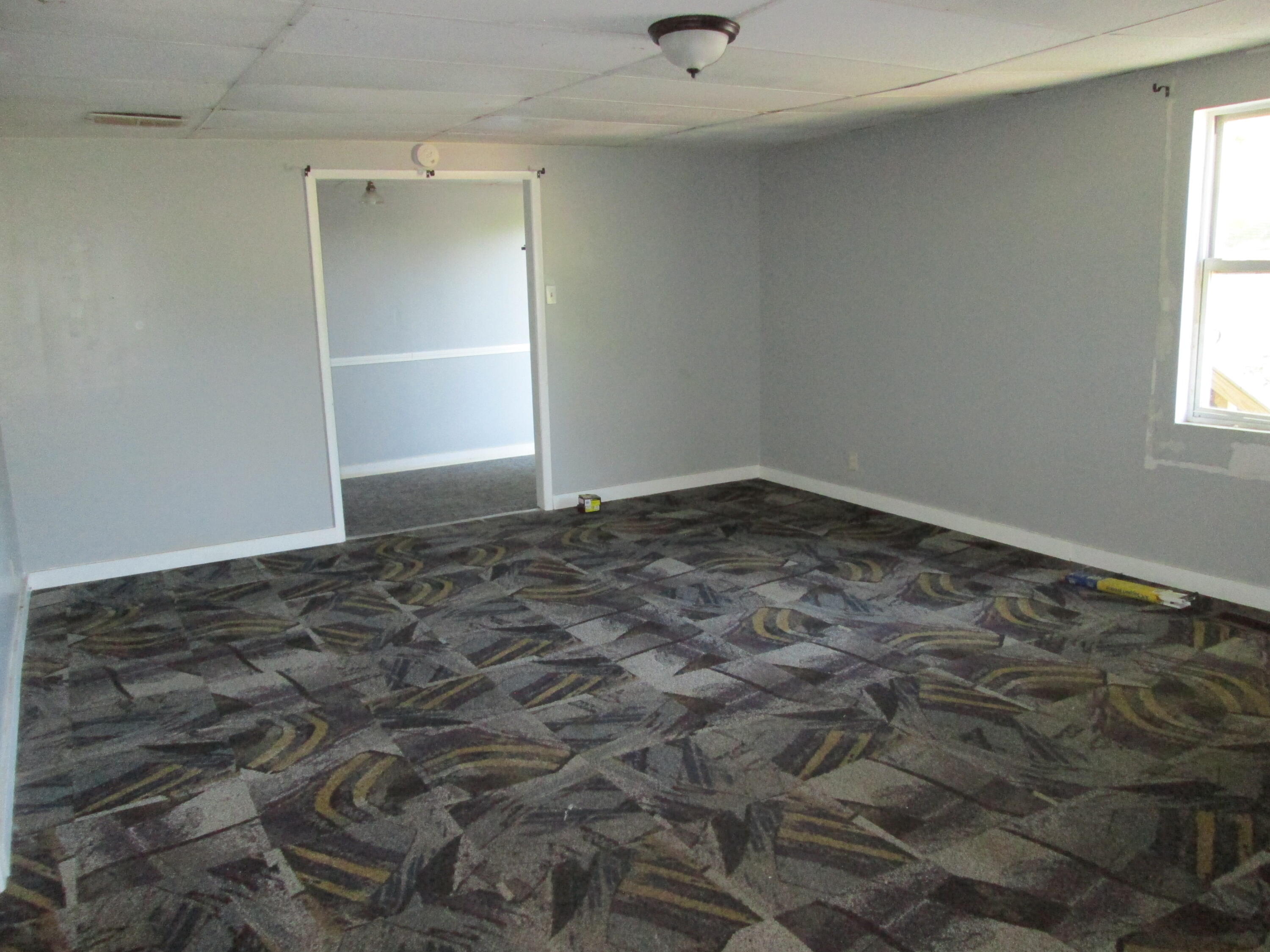 427 River Road Property Photo 9