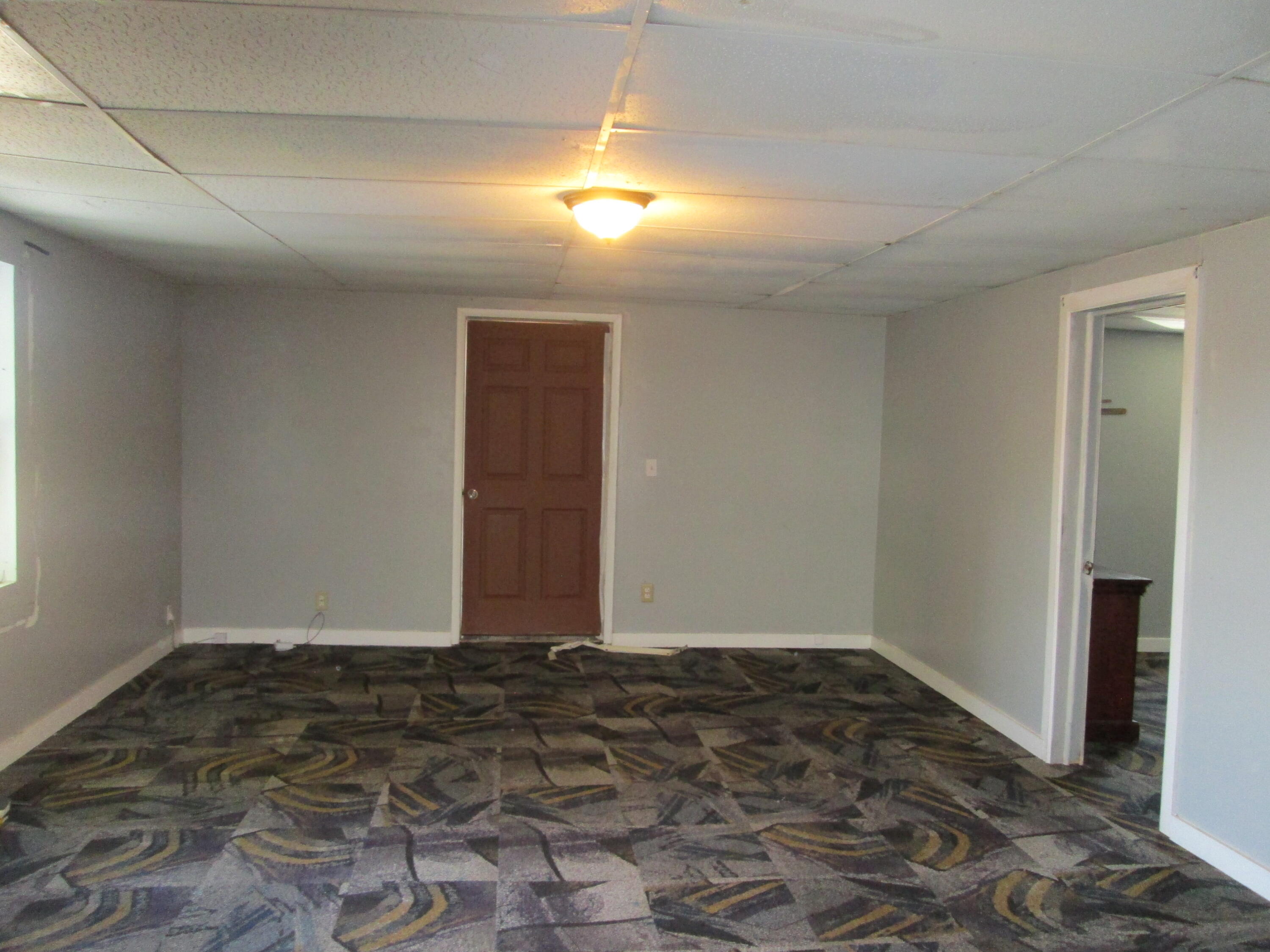 427 River Road Property Photo 10