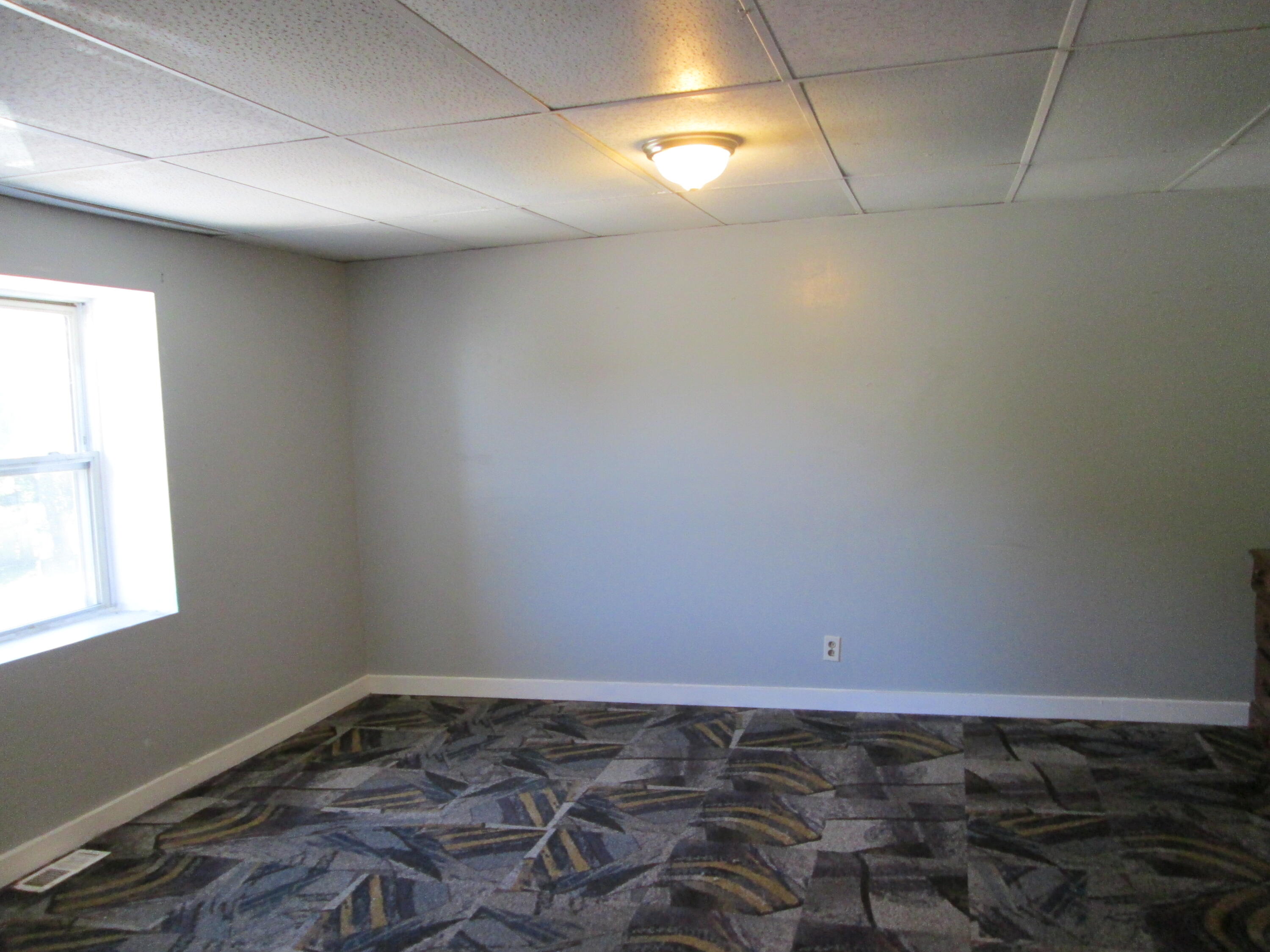 427 River Road Property Photo 12
