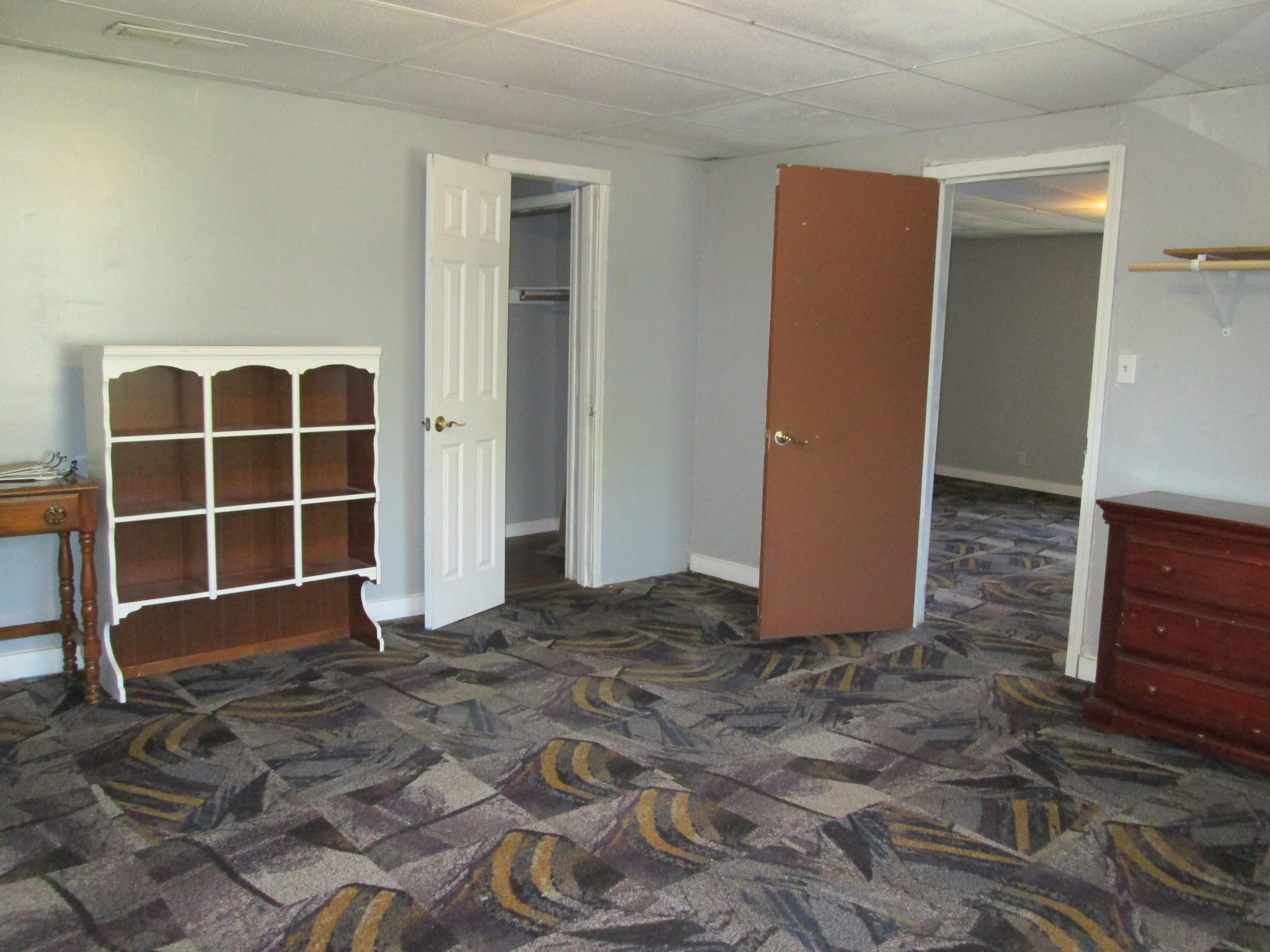427 River Road Property Photo 13