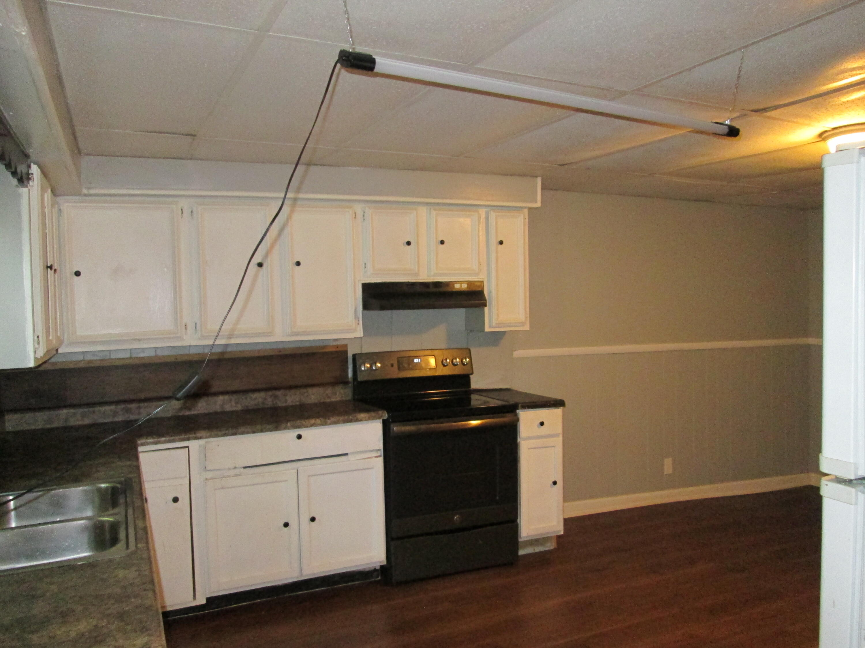 427 River Road Property Photo 17