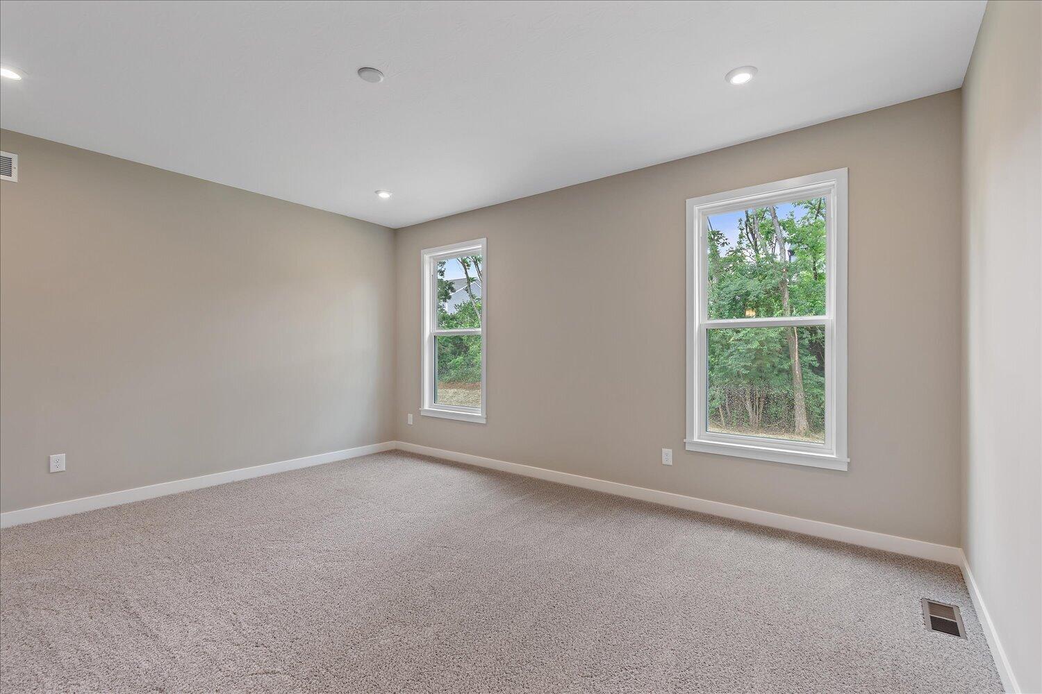 2477 Ruthwood Lane Property Photo 16