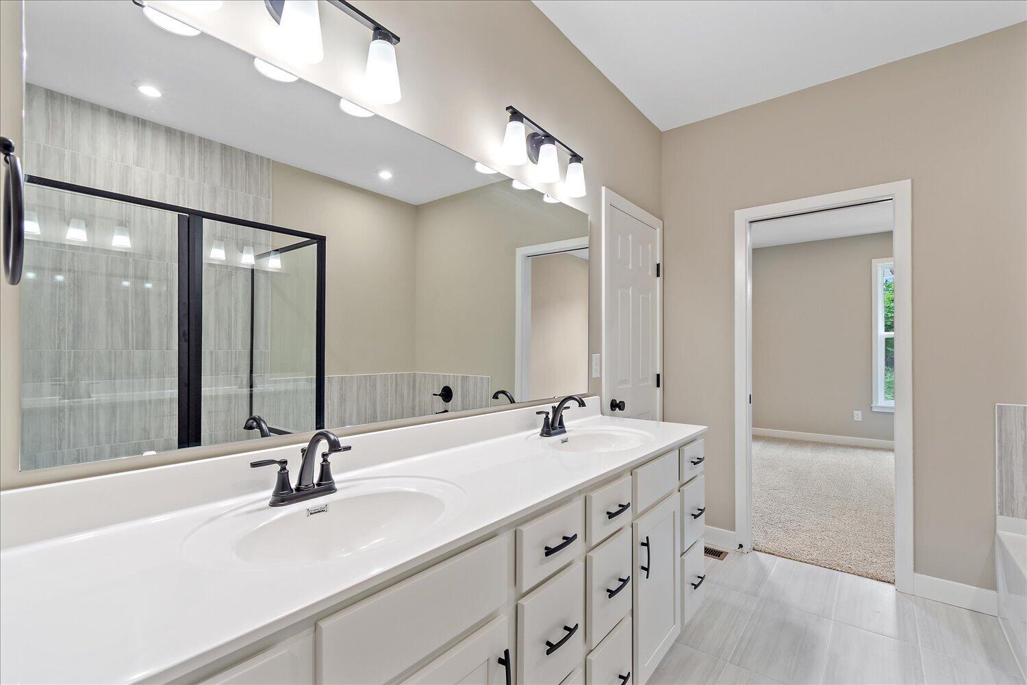 2477 Ruthwood Lane Property Photo 19