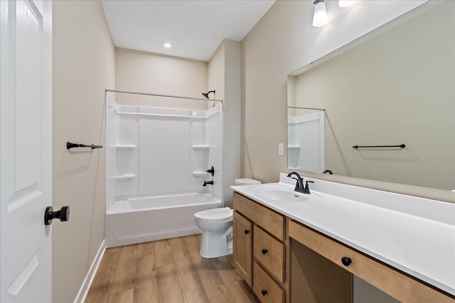 2477 Ruthwood Lane Property Photo 24