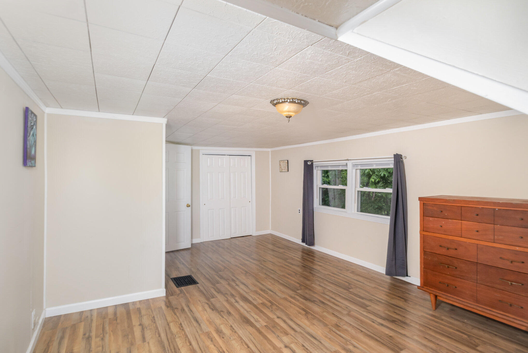 100 Mayo Circle Property Photo 15