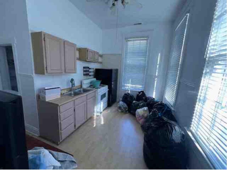 241 E 10th Street Property Photo 15
