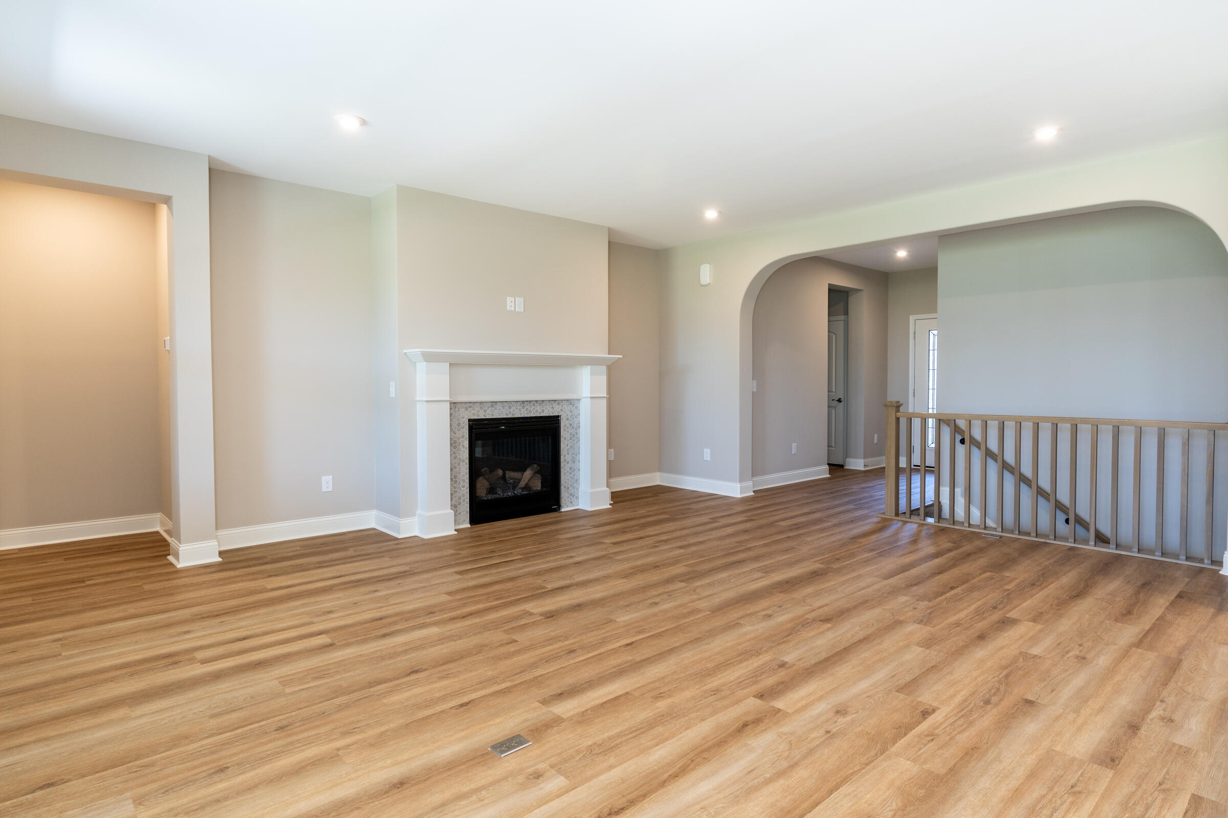 8759 Marais Drive Property Photo 6