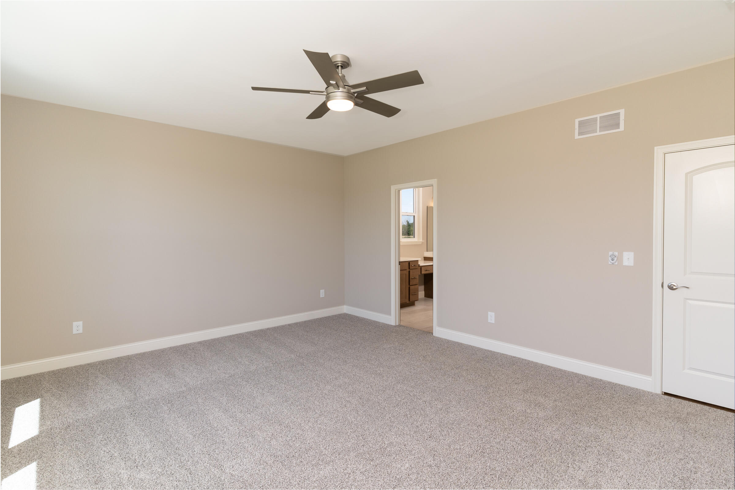 8759 Marais Drive Property Photo 22