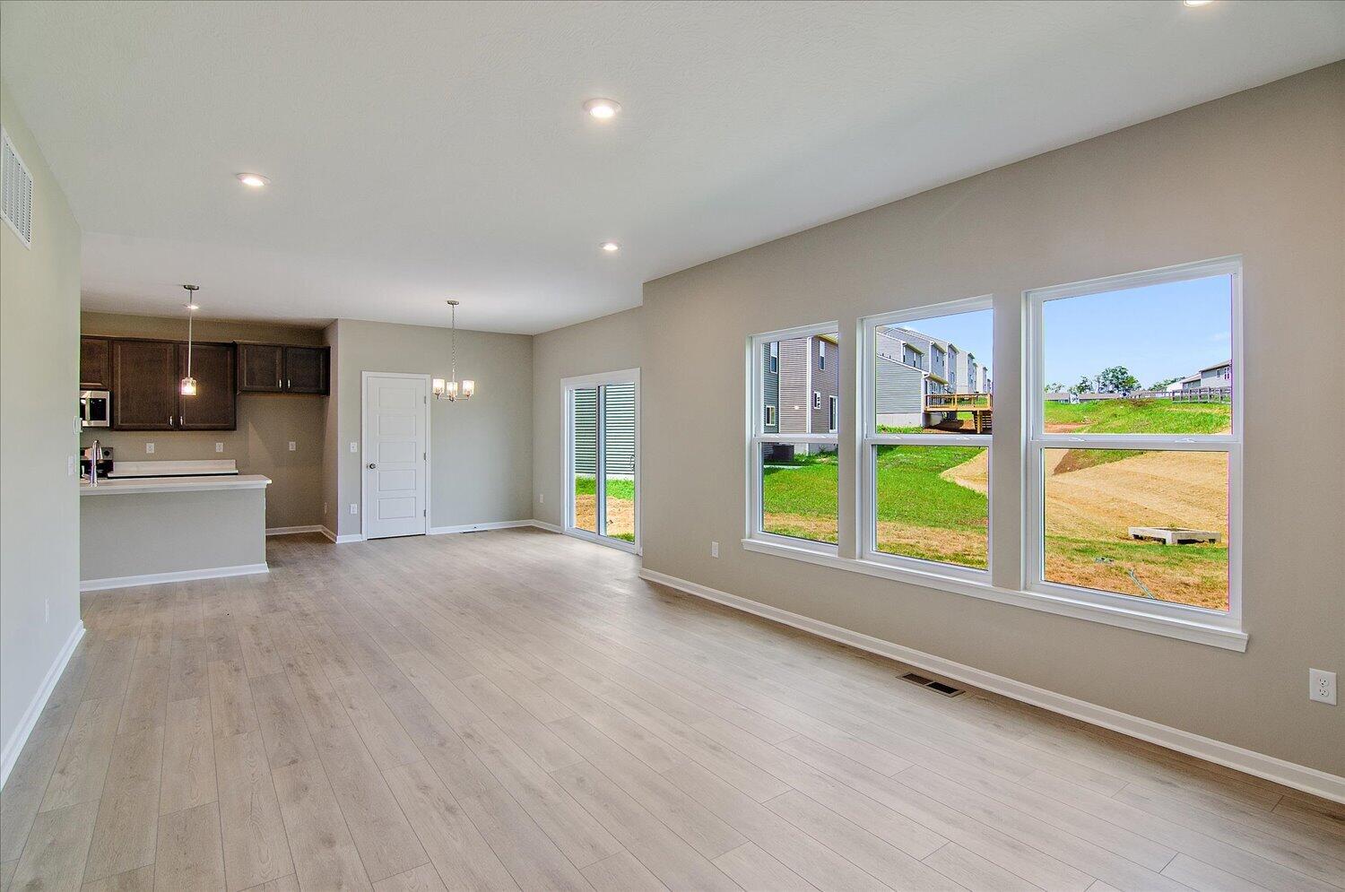 1707 Cherry Blossom Drive Property Photo 12