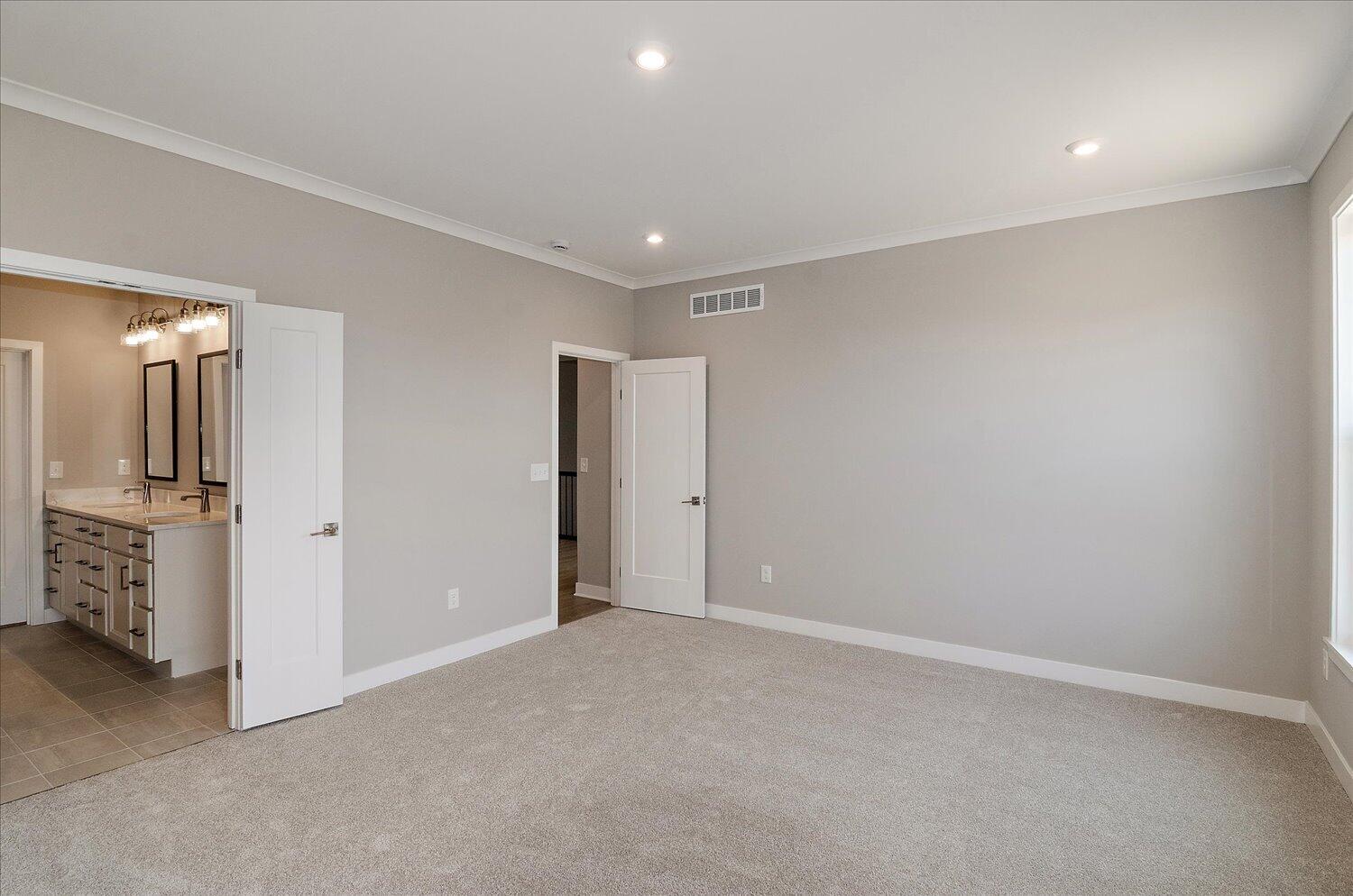 737 Man O War Boulevard Property Photo 16
